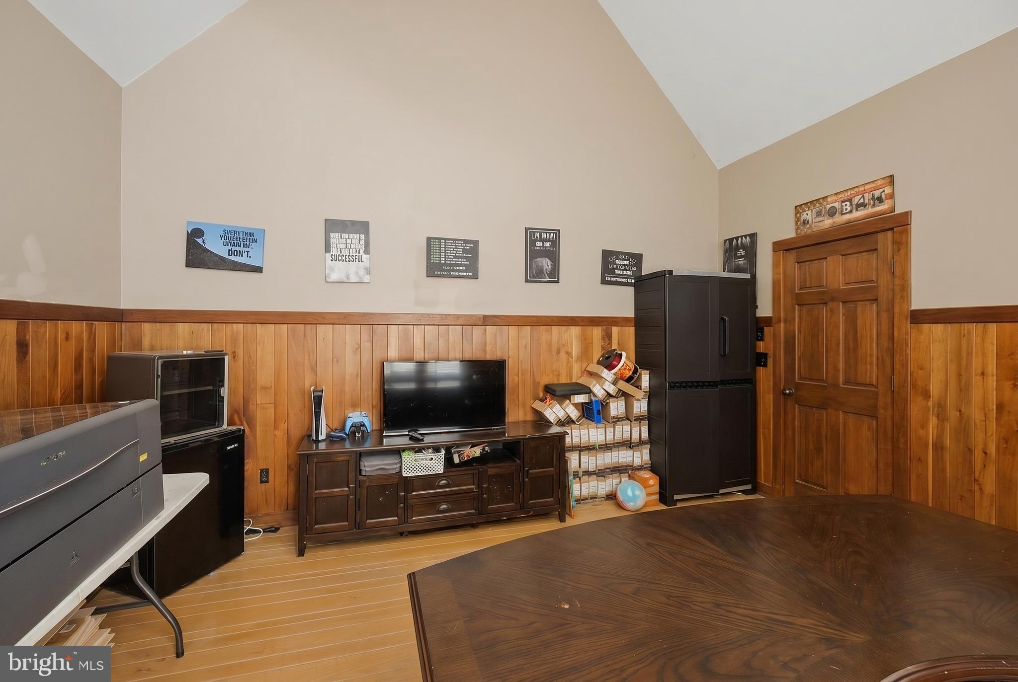 OAKLAND - Residential