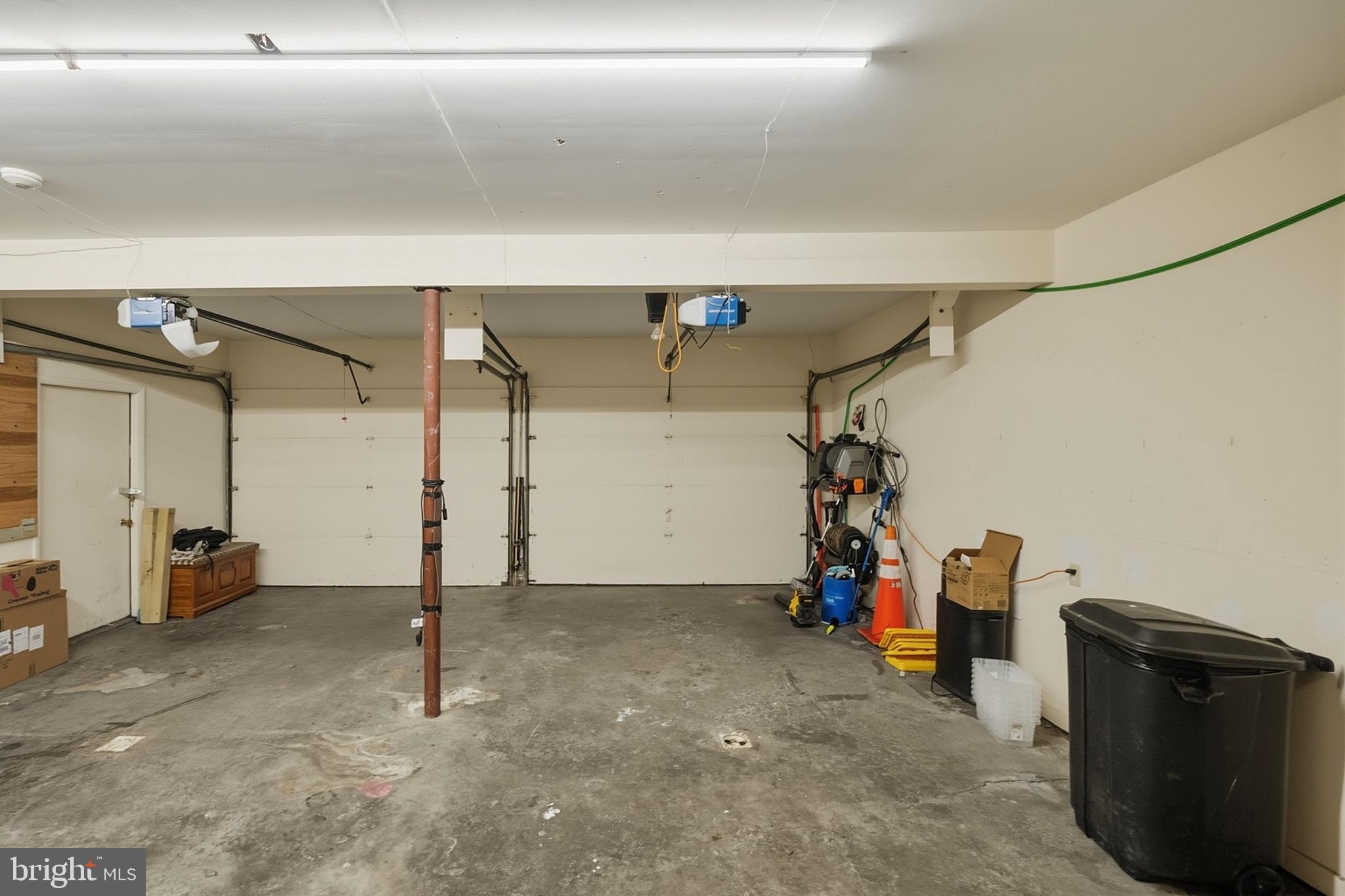 OAKLAND - Residential