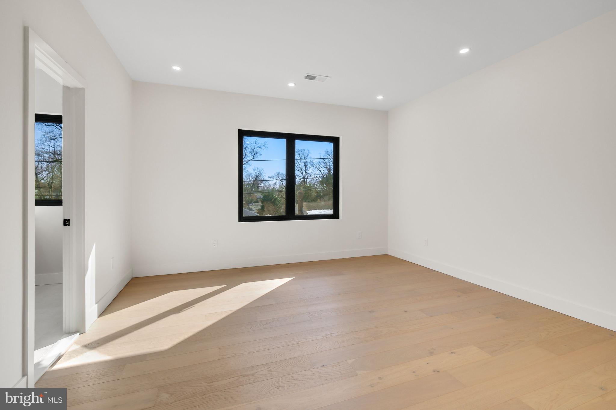 PARKWOOD - Residential