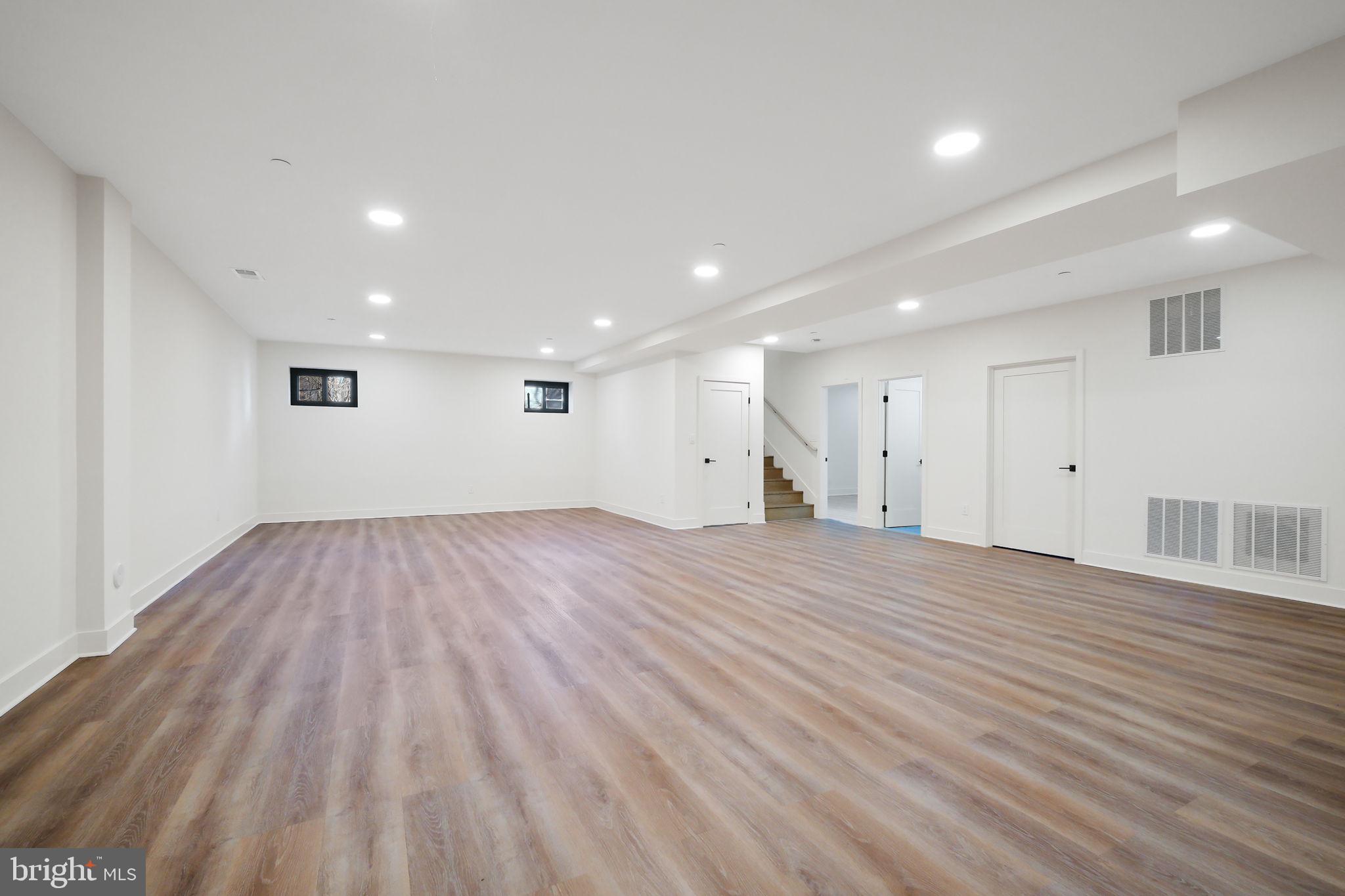 PARKWOOD - Residential