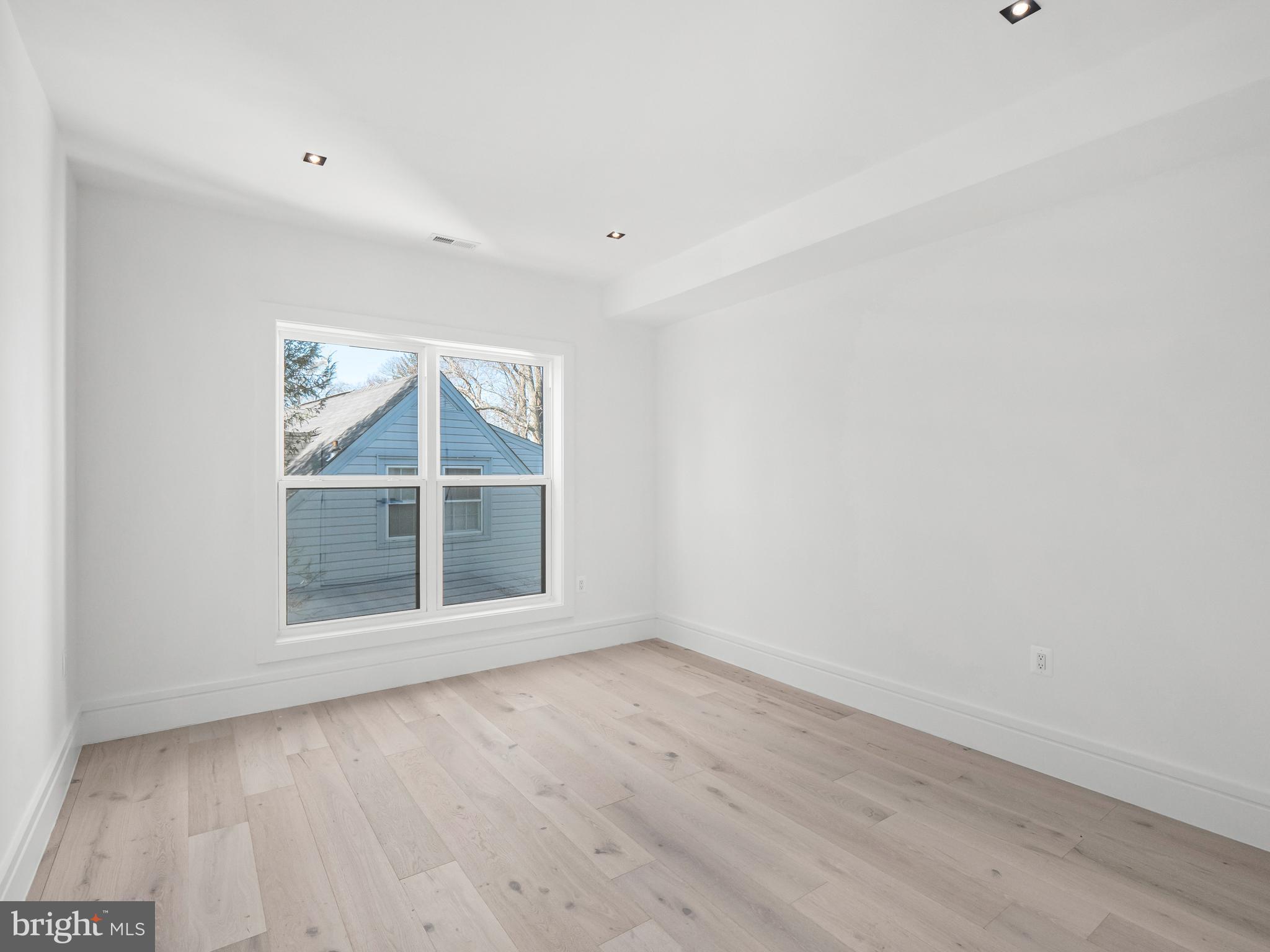 SONOMA - Residential