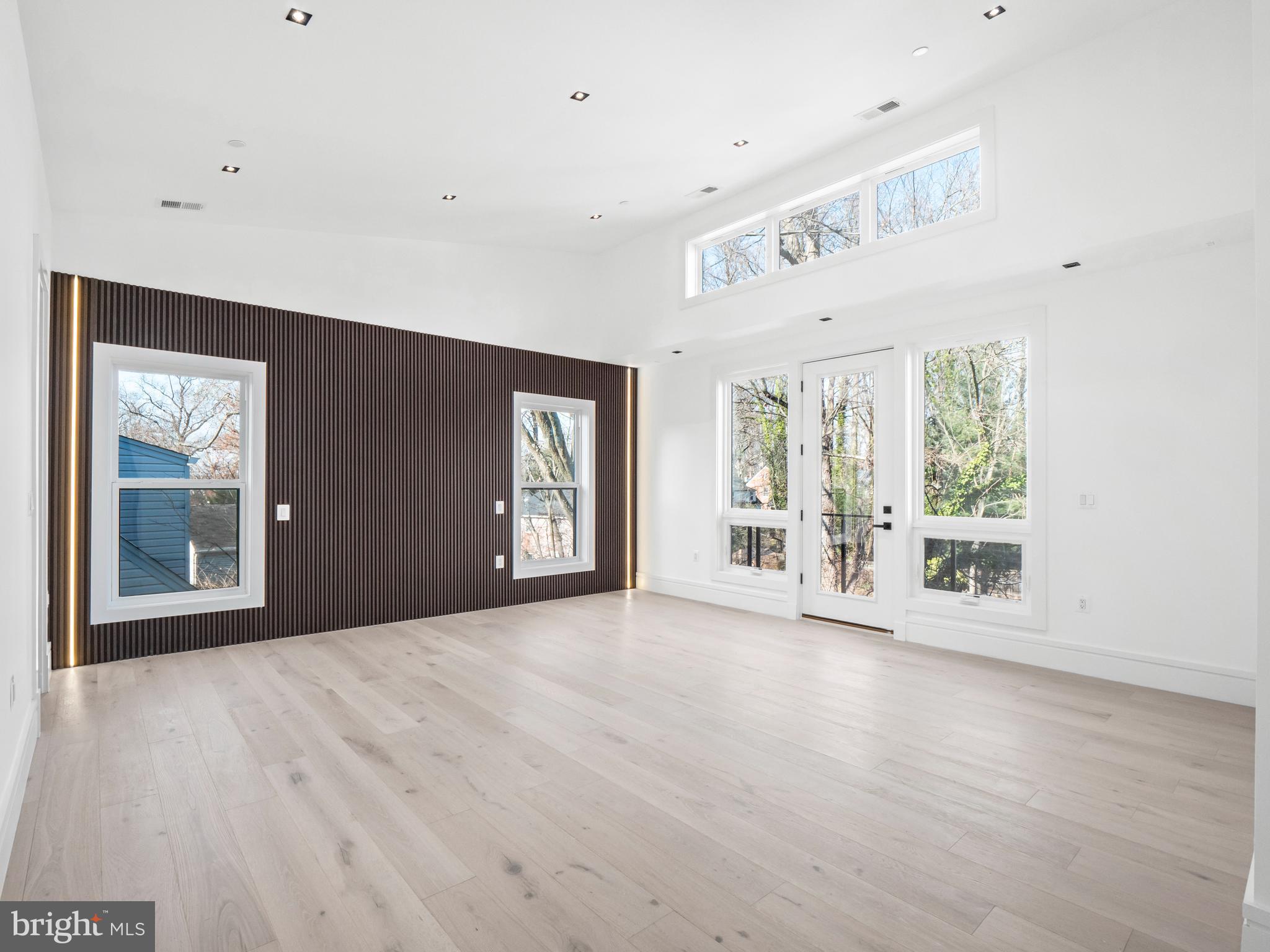 SONOMA - Residential