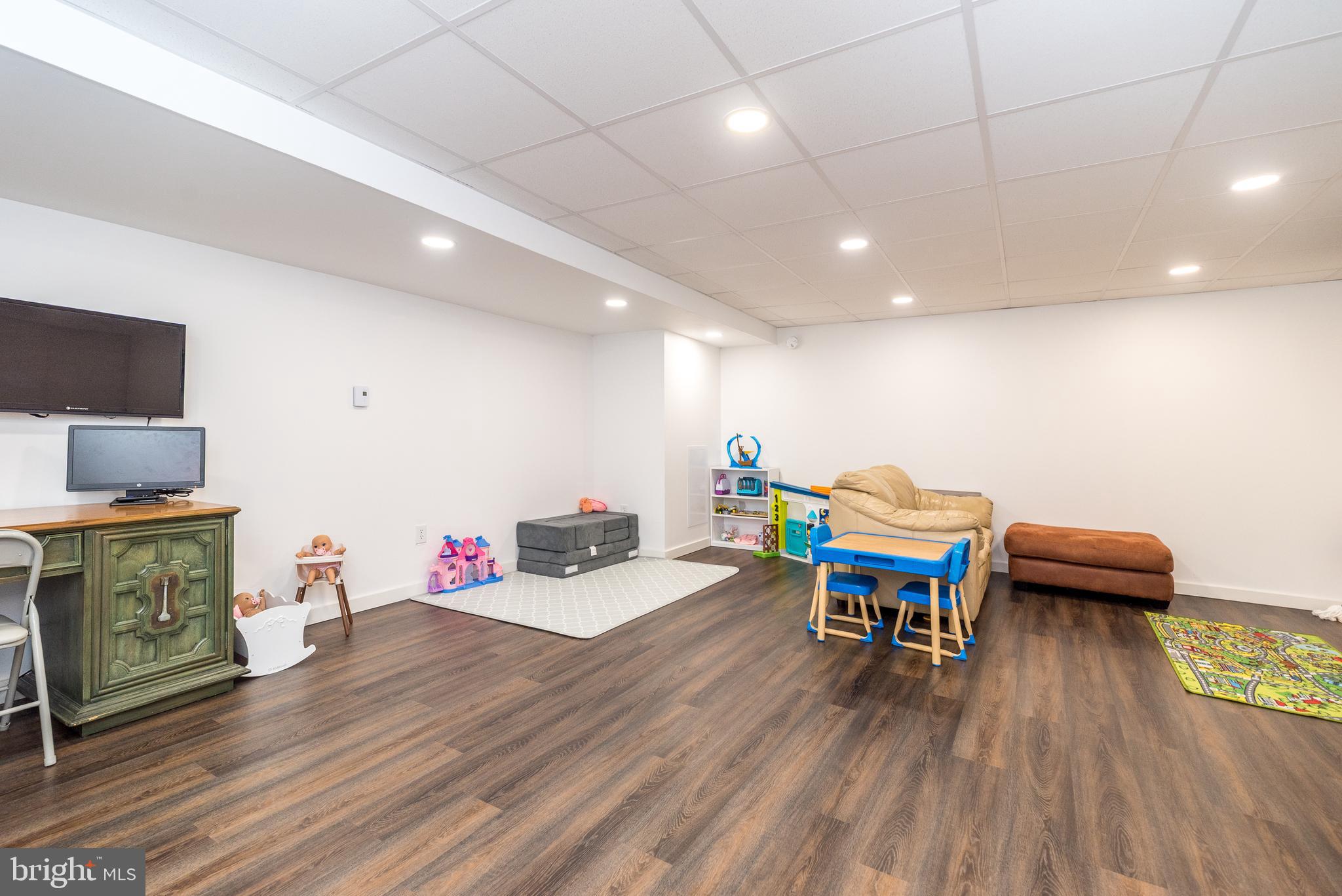 WILLOW STREAM - Residential