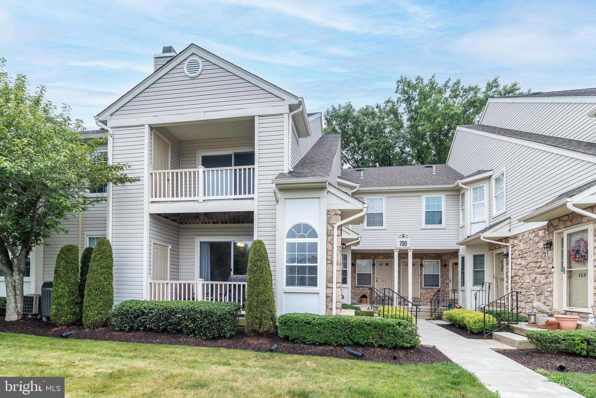 WILLOW STREAM - Residential