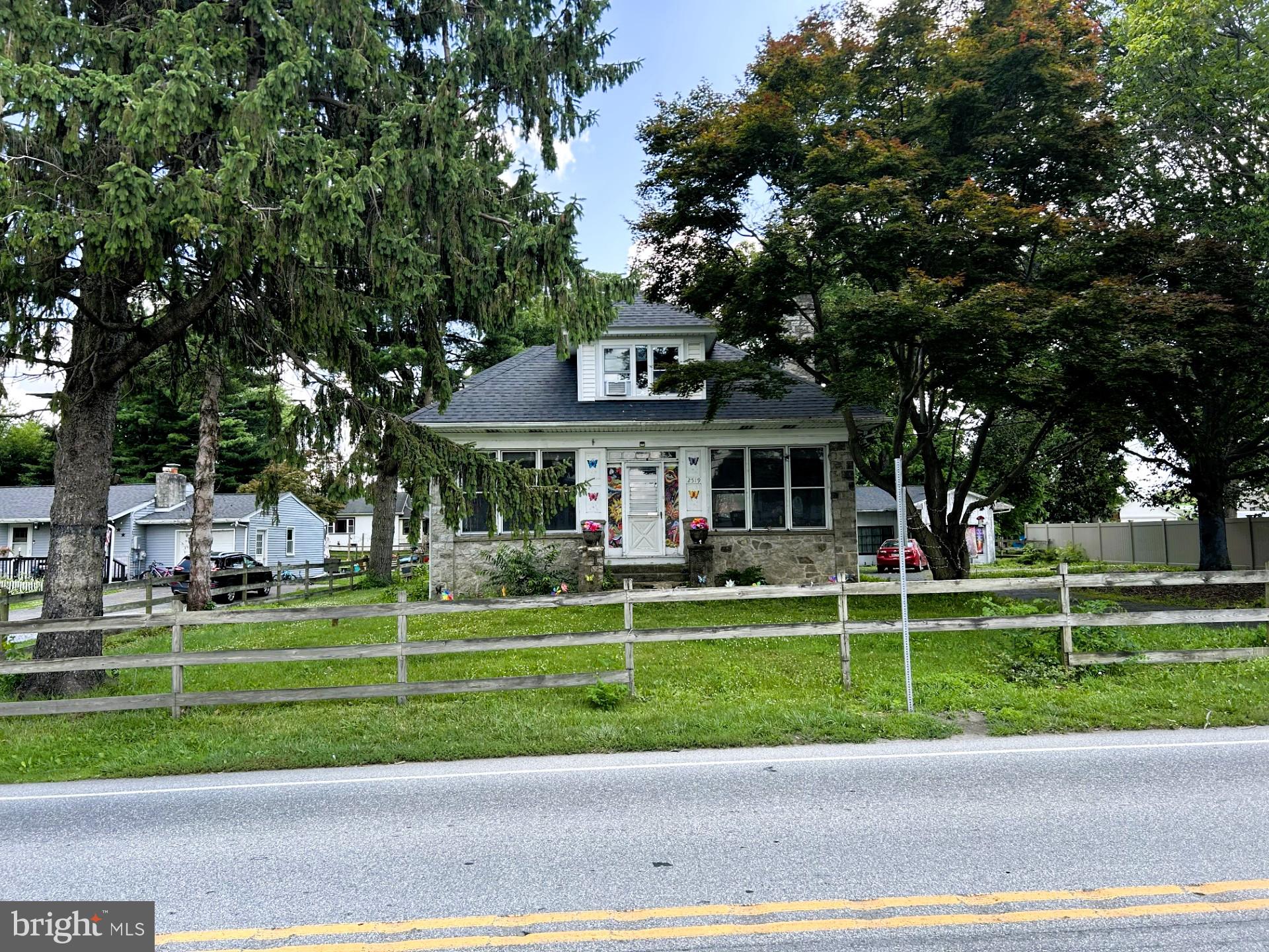 MYERS GLEN - Residential