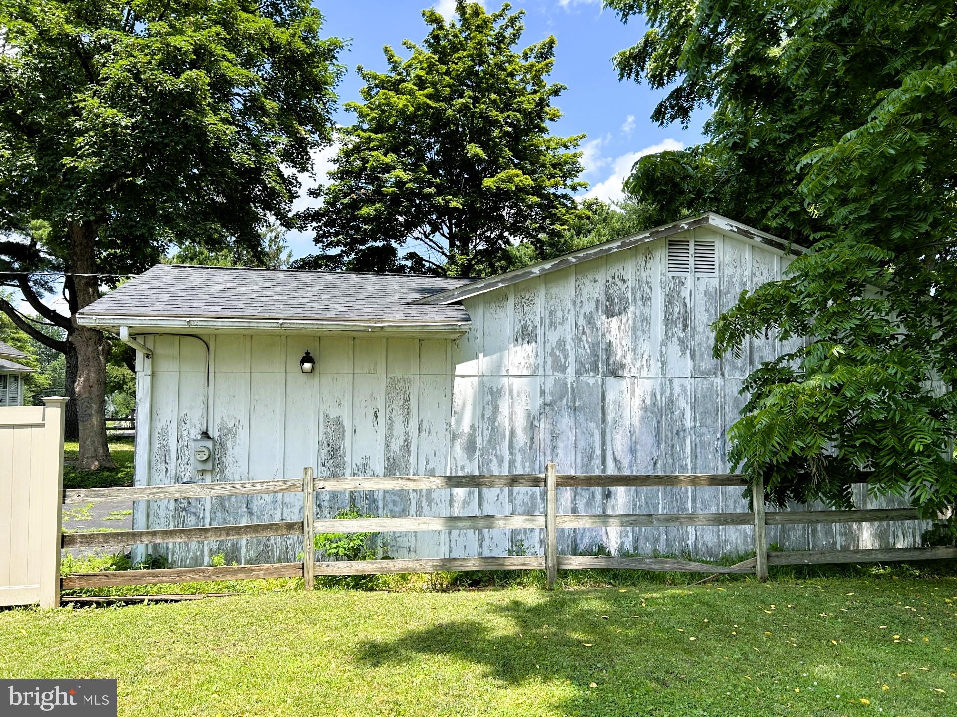 MYERS GLEN - Residential