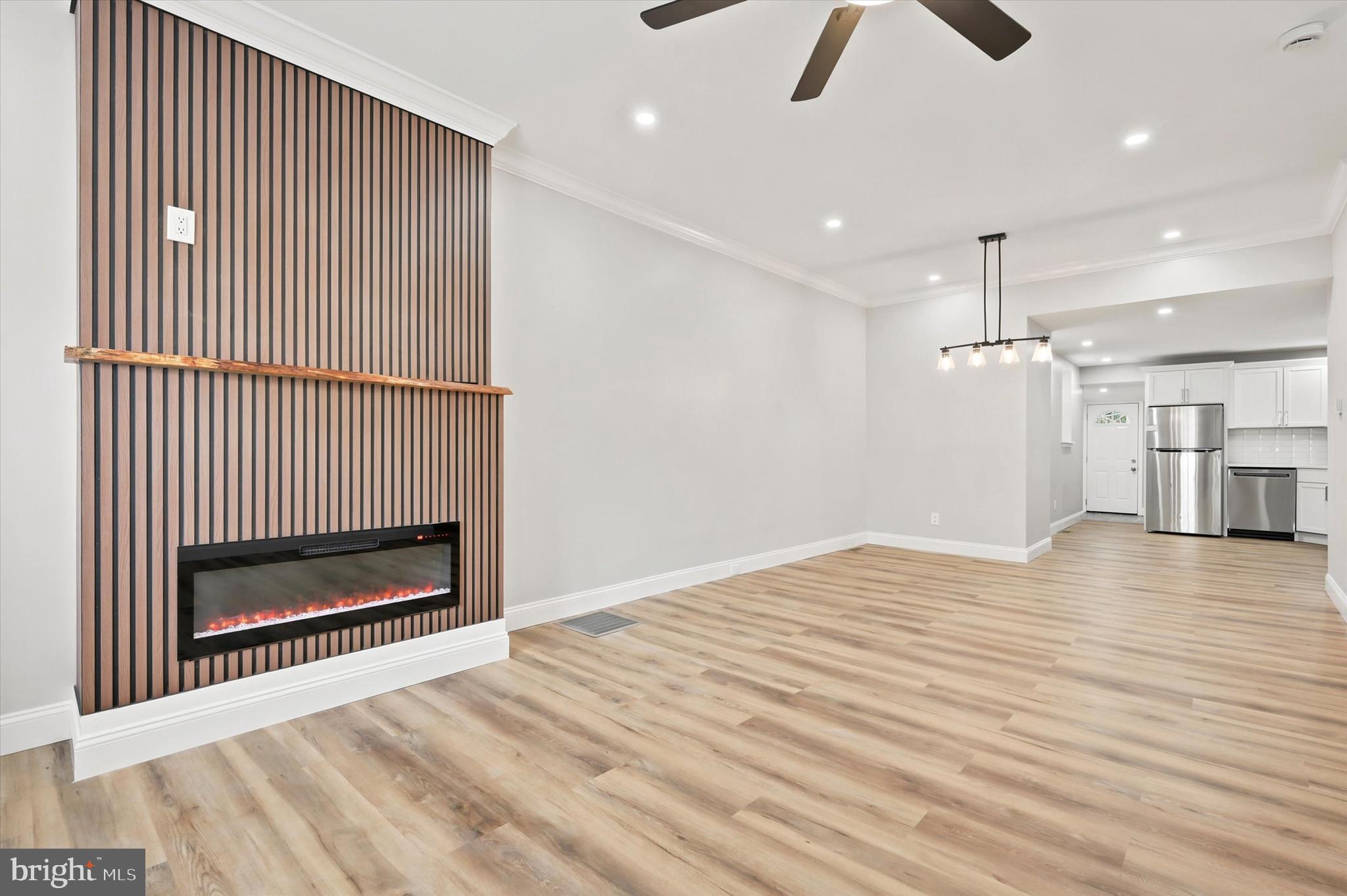 STRAWBERRY MANSION - Residential
