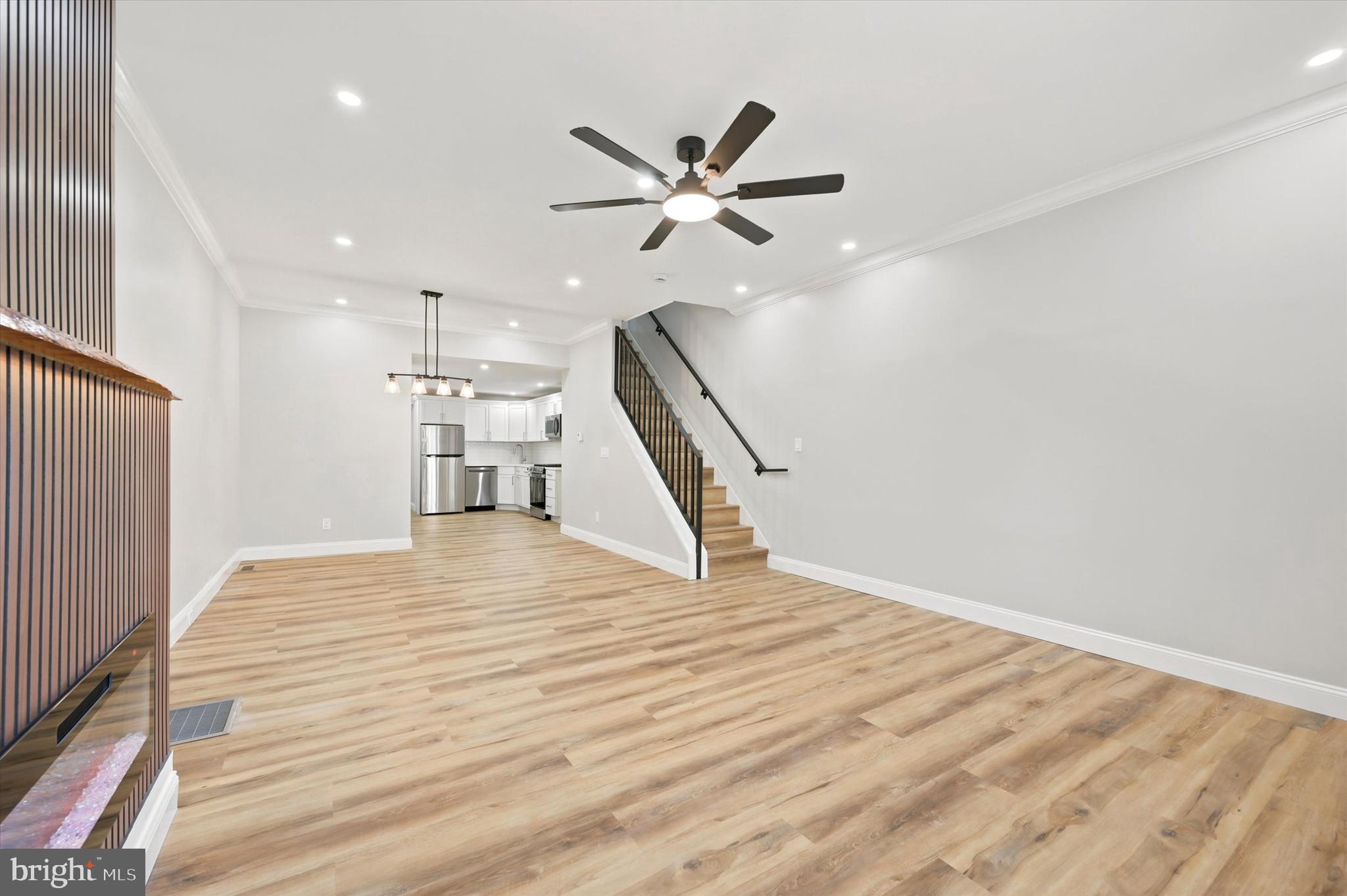 STRAWBERRY MANSION - Residential