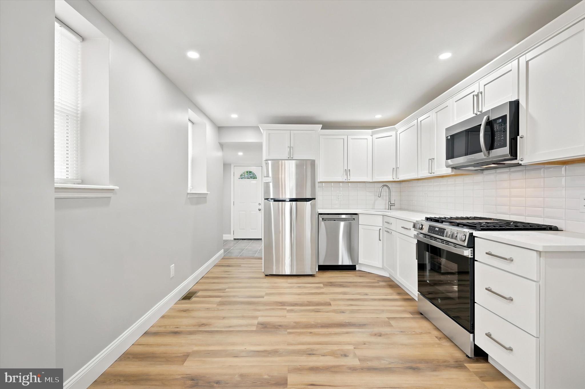 STRAWBERRY MANSION - Residential