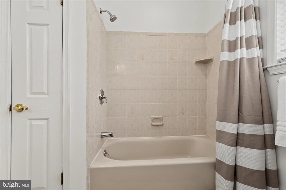 BROOKDALE - Residential