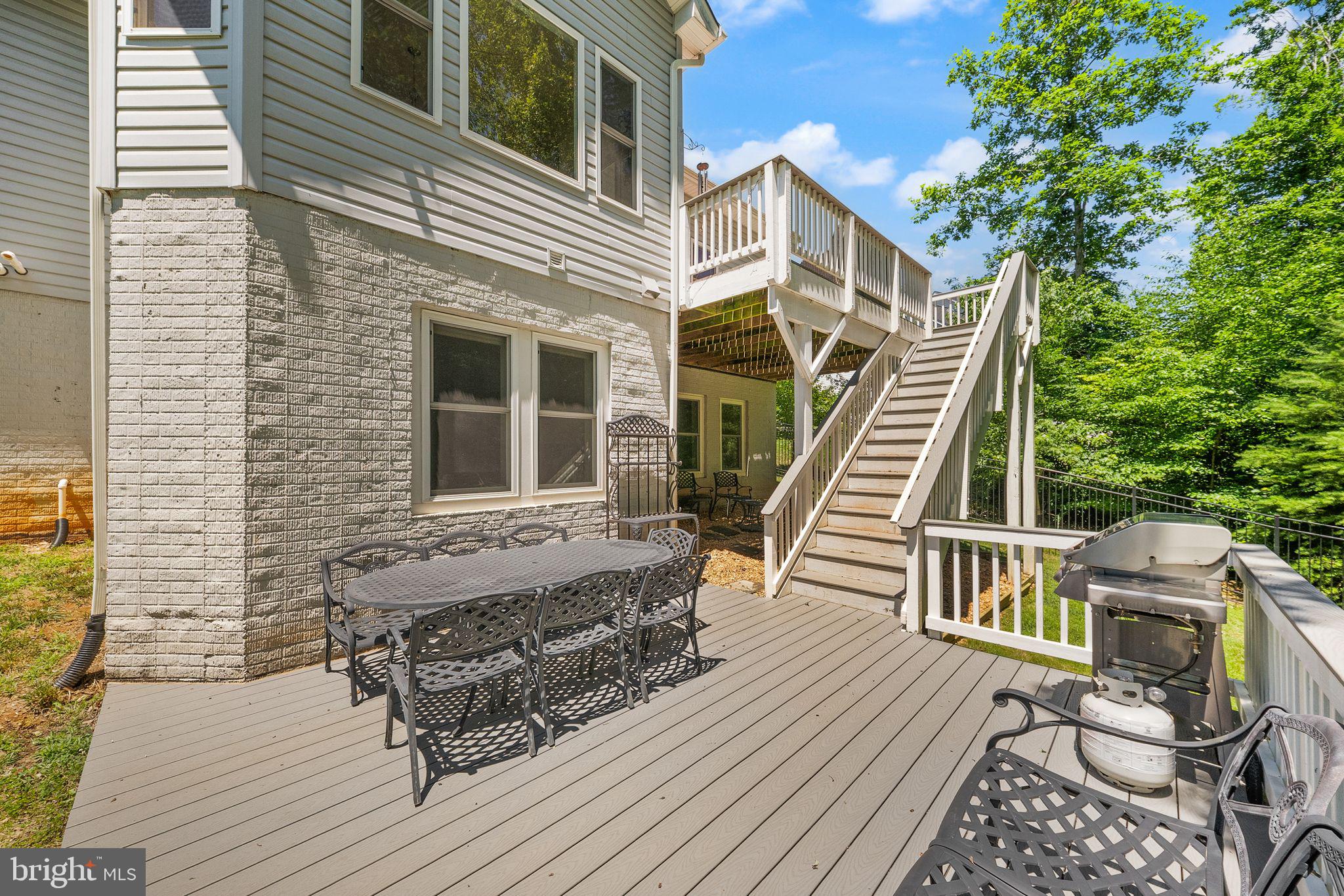 CLASSIC RIDGE ON THE OCC - Residential
