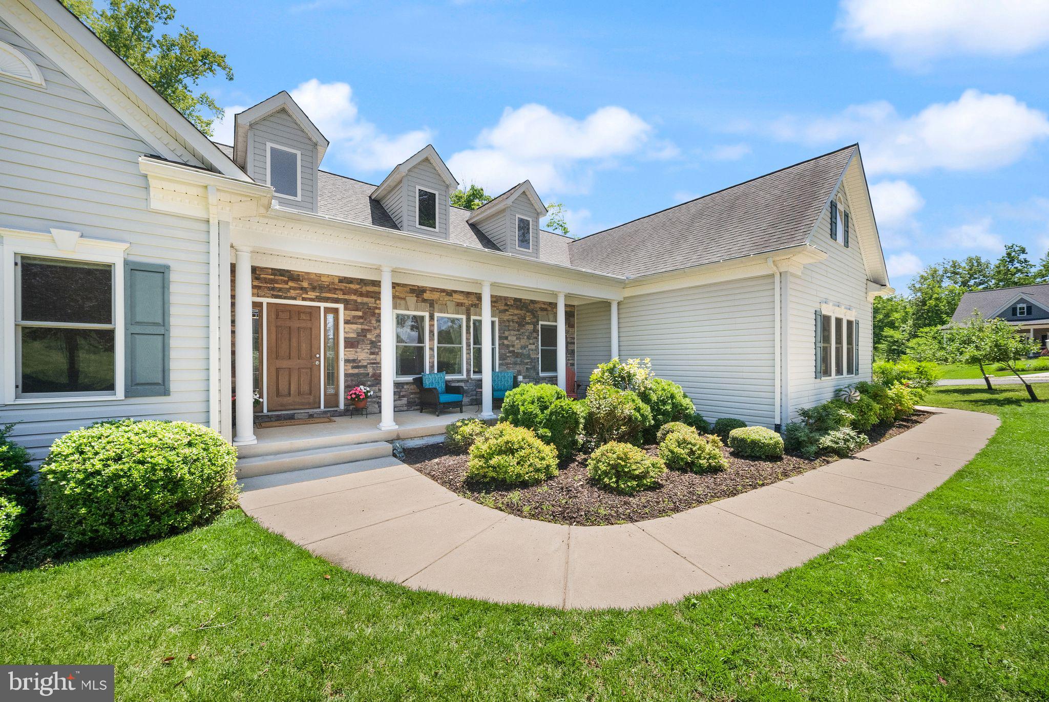 CLASSIC RIDGE ON THE OCC - Residential