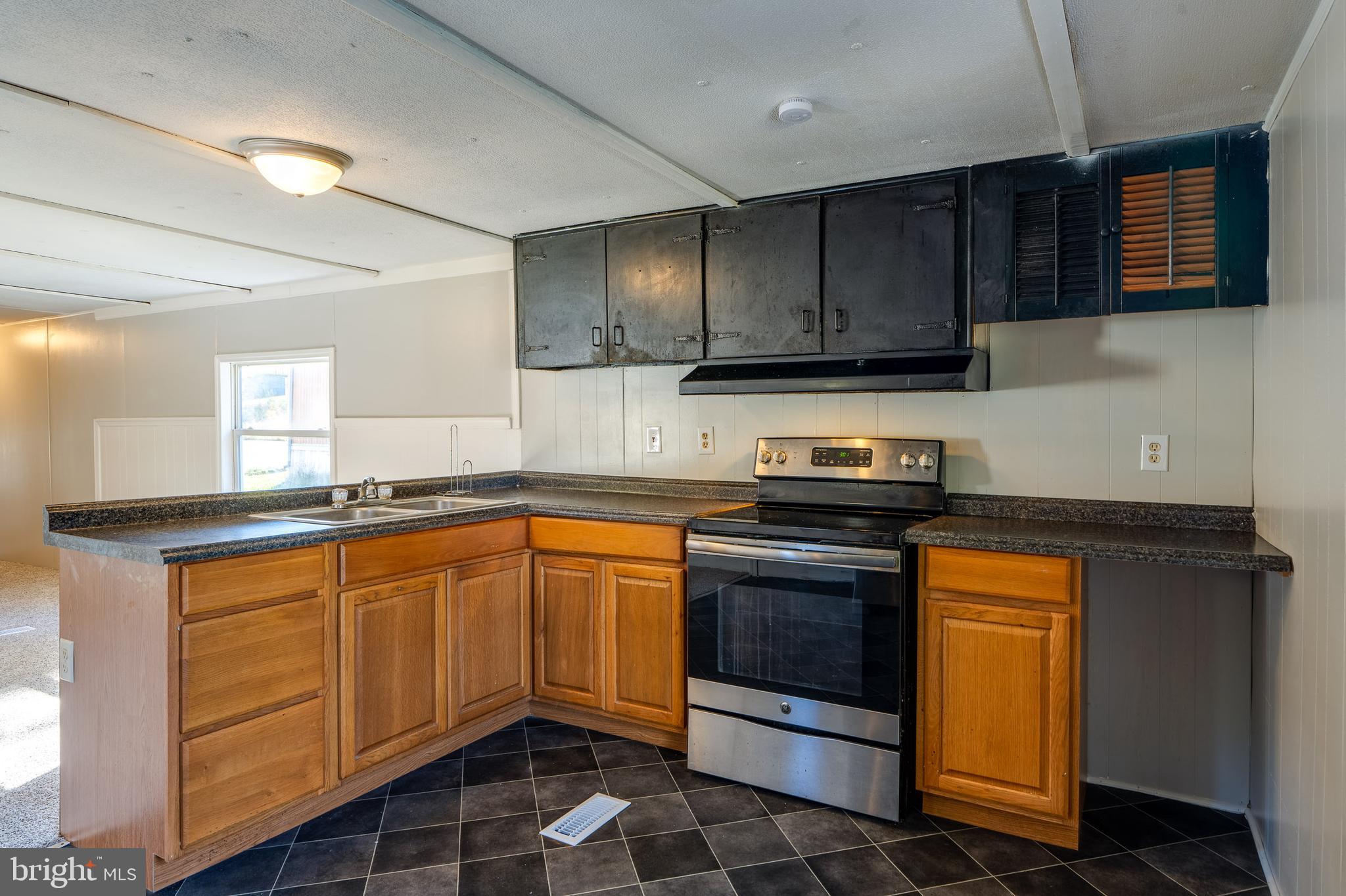 ORCHARD HILLS - Residential