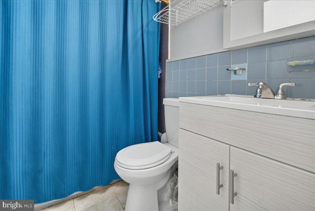 SOMERTON - Residential