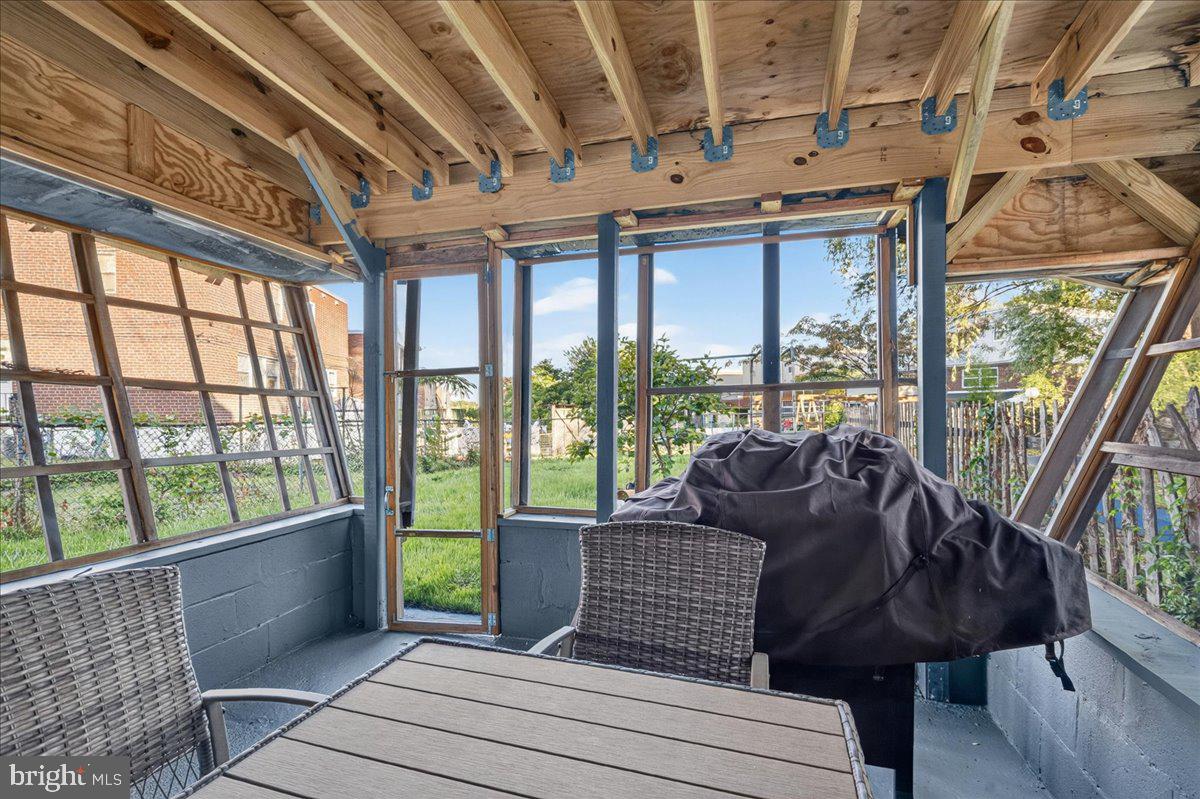 SOMERTON - Residential