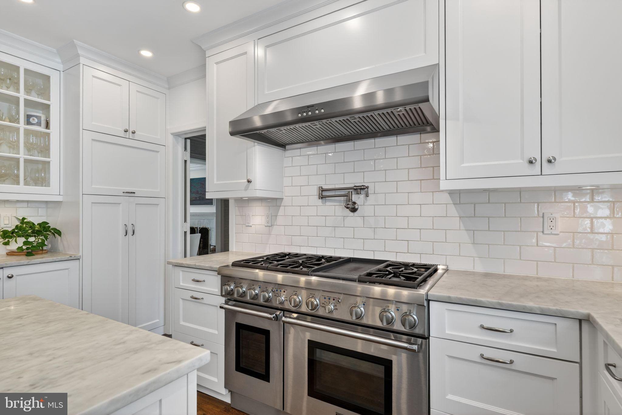 WESLEY HEIGHTS - Residential