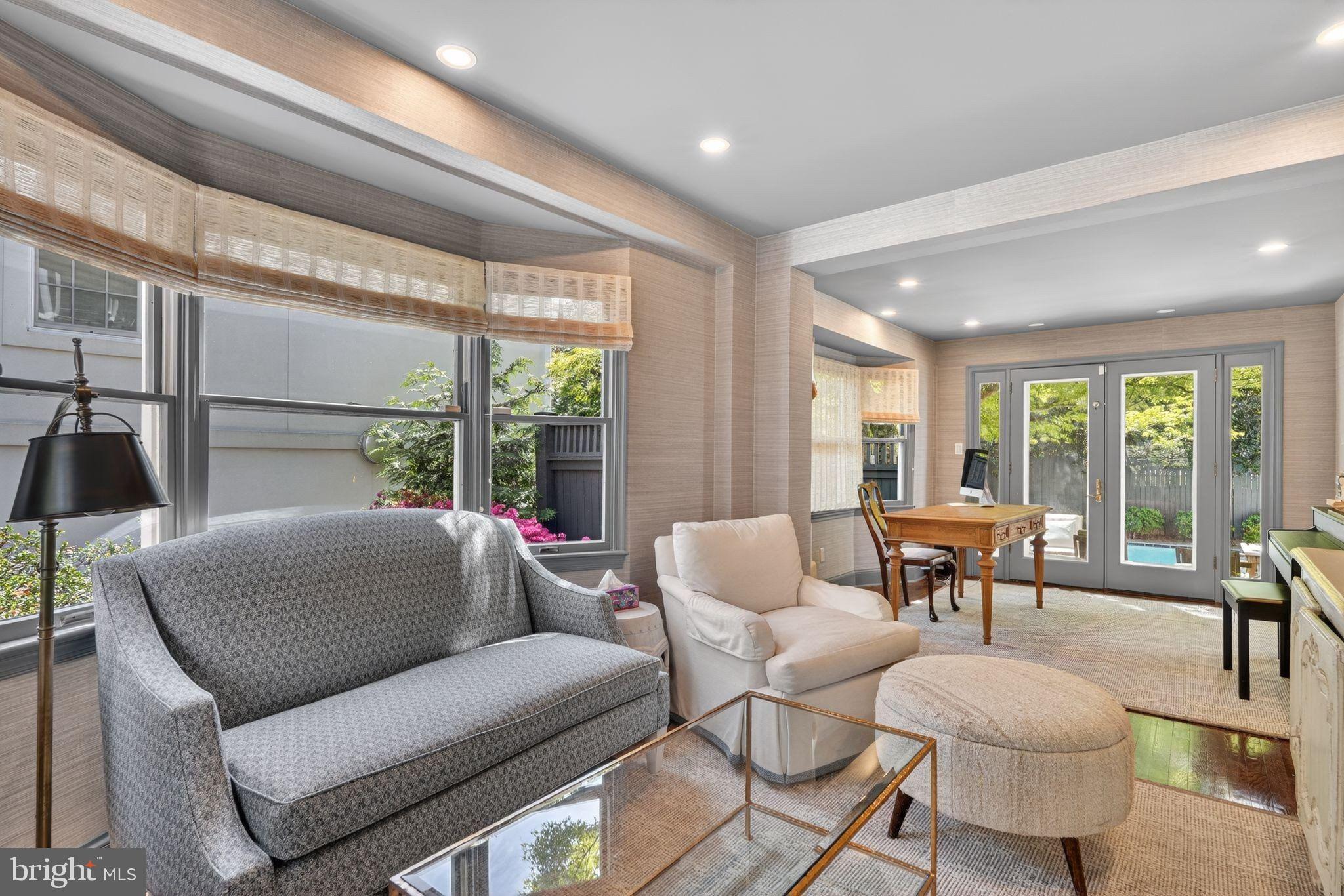 WESLEY HEIGHTS - Residential