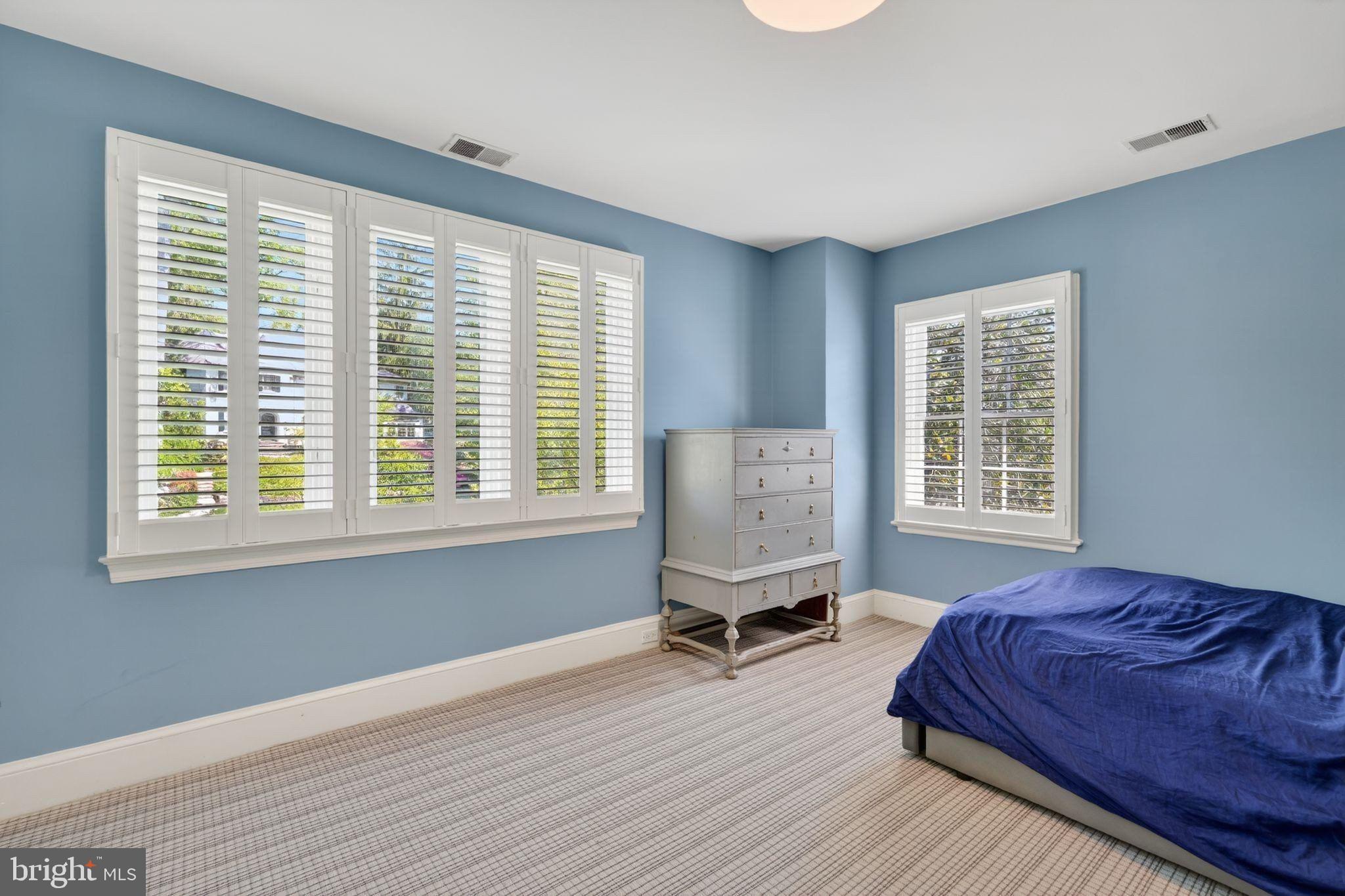 WESLEY HEIGHTS - Residential