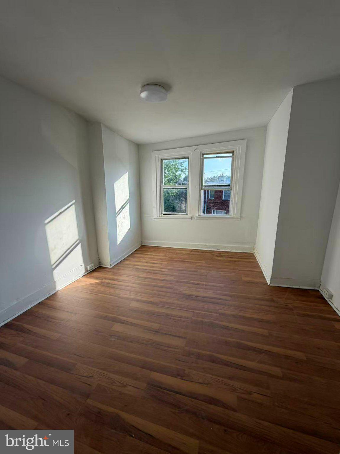 FERN ROCK - Residential
