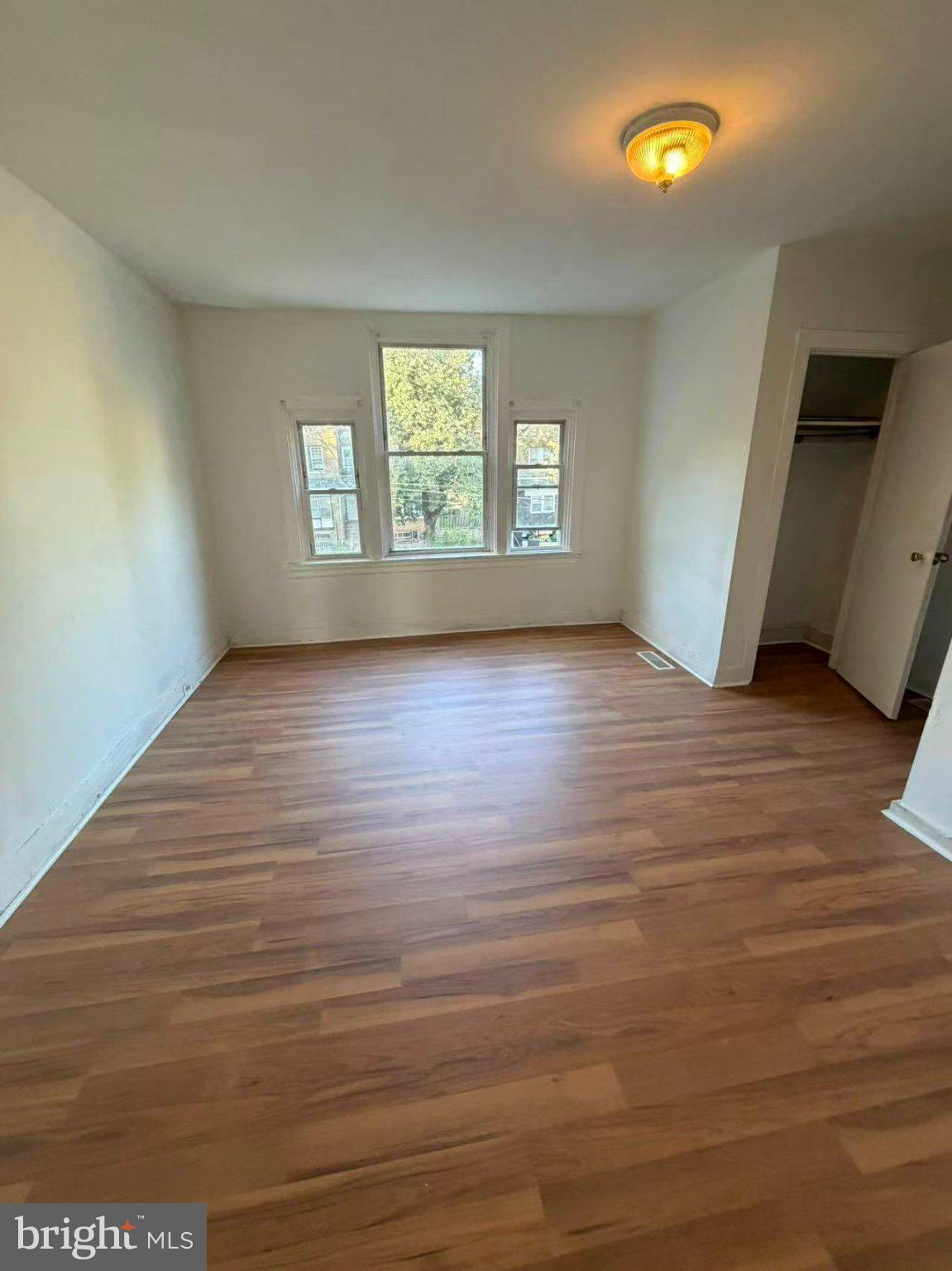 FERN ROCK - Residential