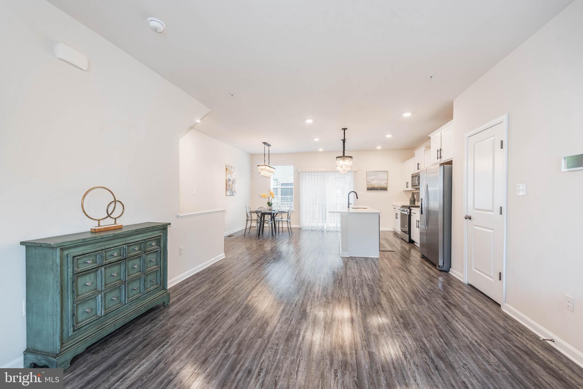 MEDFIELD - Residential