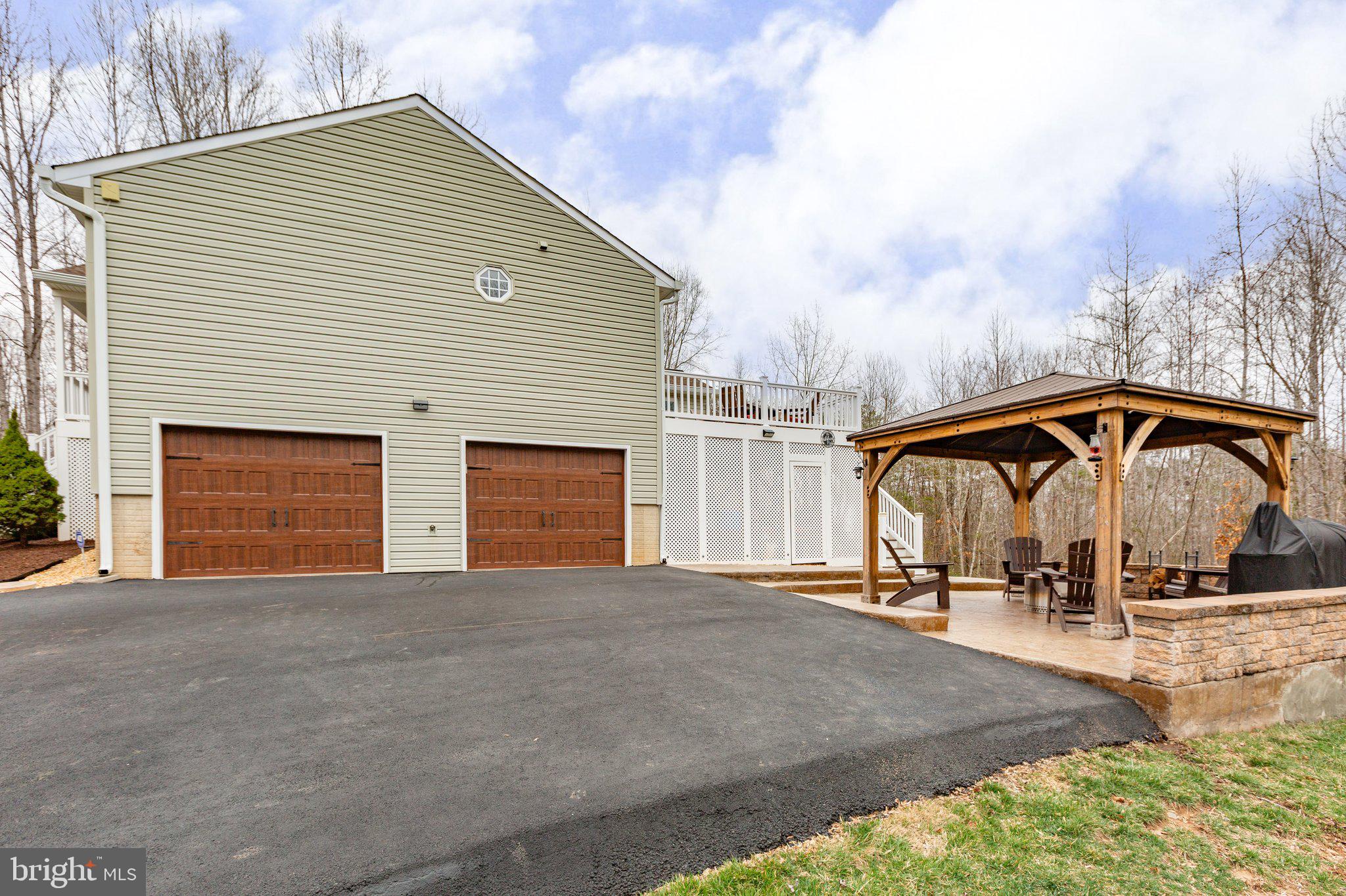 STONY HILL ESTATES - Residential