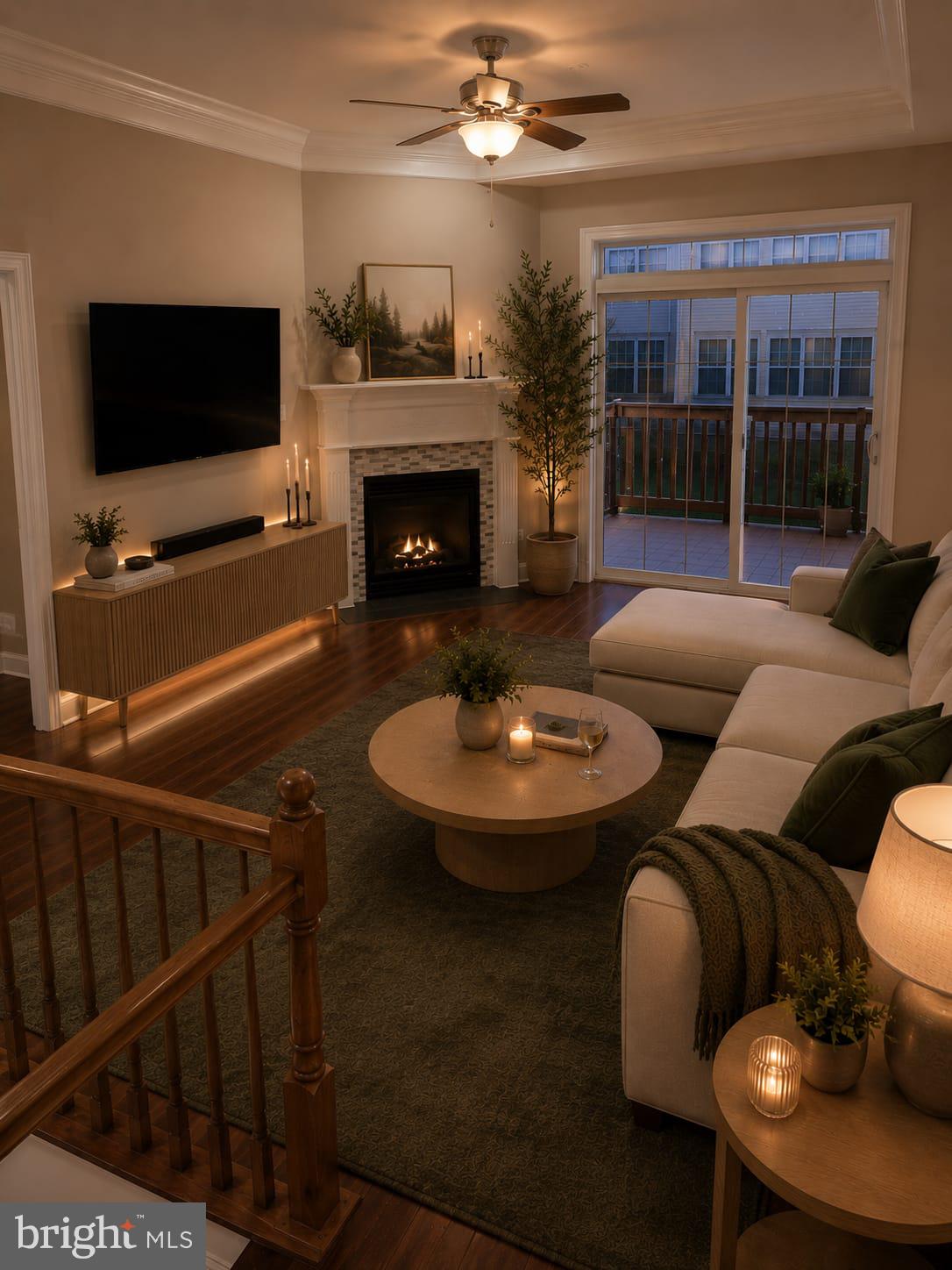 HAMPTON SQUARE CONDOMINIUMS - Residential