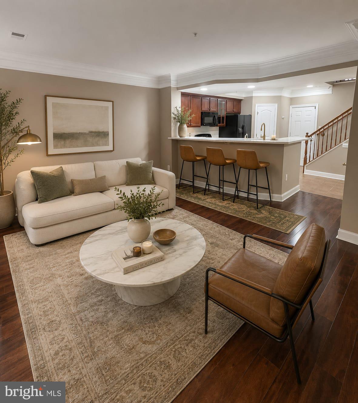 HAMPTON SQUARE CONDOMINIUMS - Residential