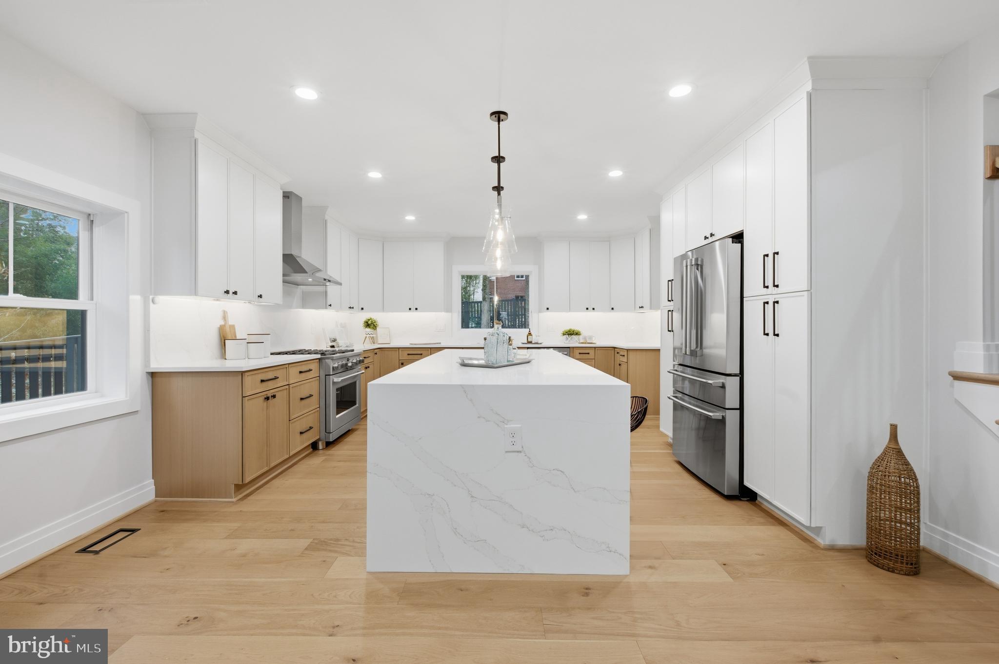 AURORA HILLS - Residential