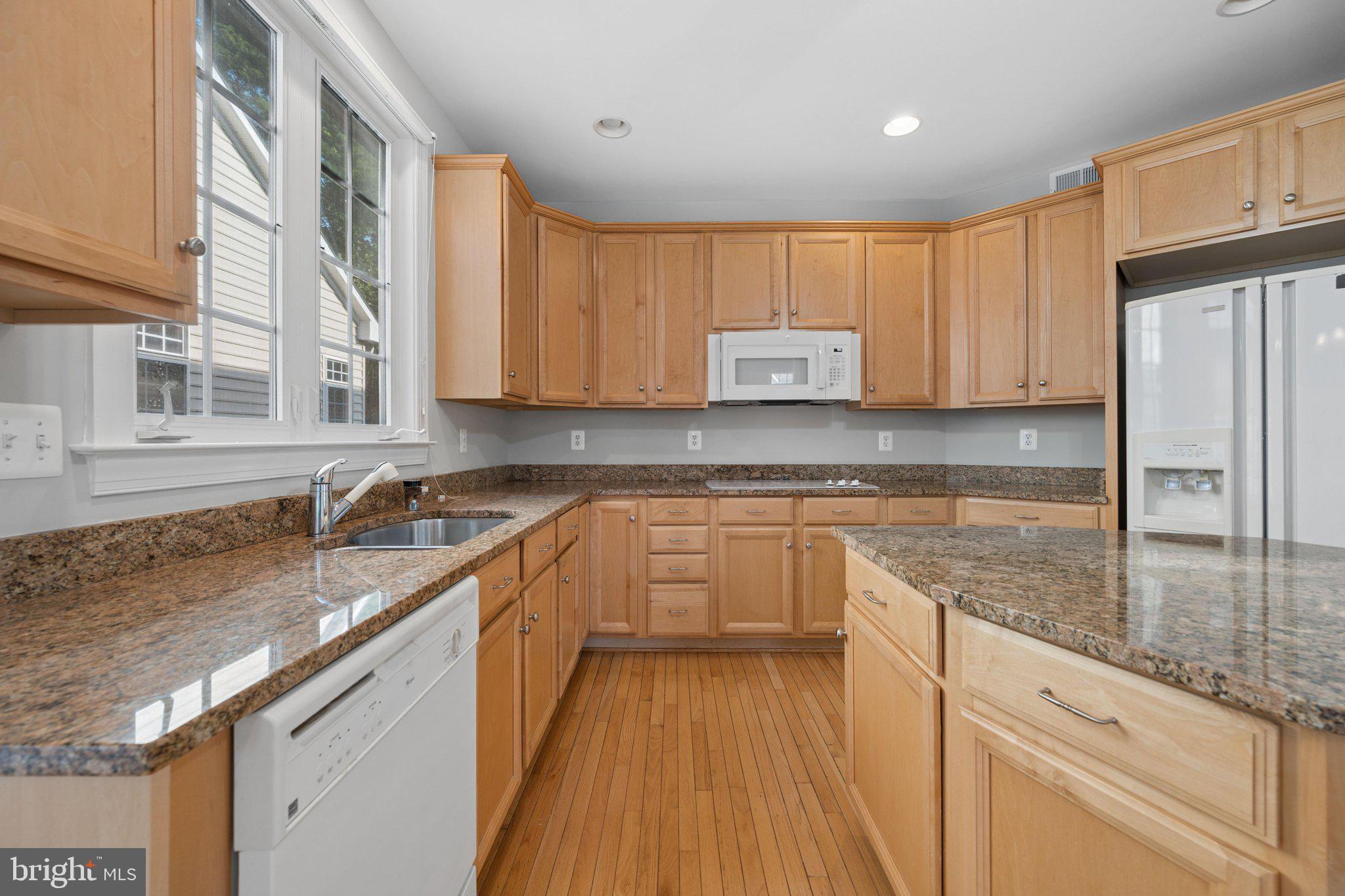 REGENCY AT LEISURE WORLD - Residential