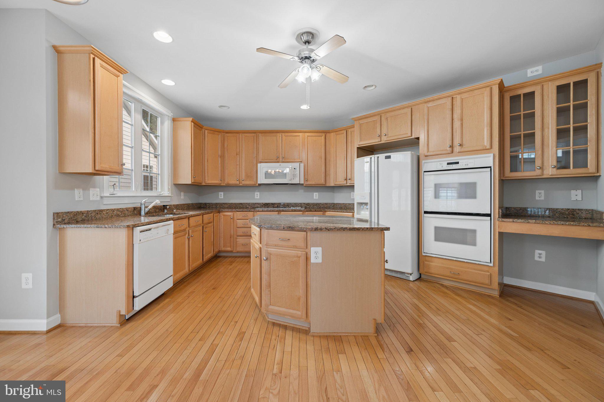 REGENCY AT LEISURE WORLD - Residential