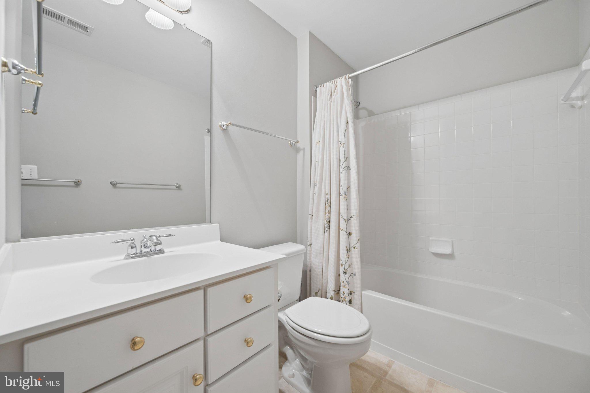REGENCY AT LEISURE WORLD - Residential
