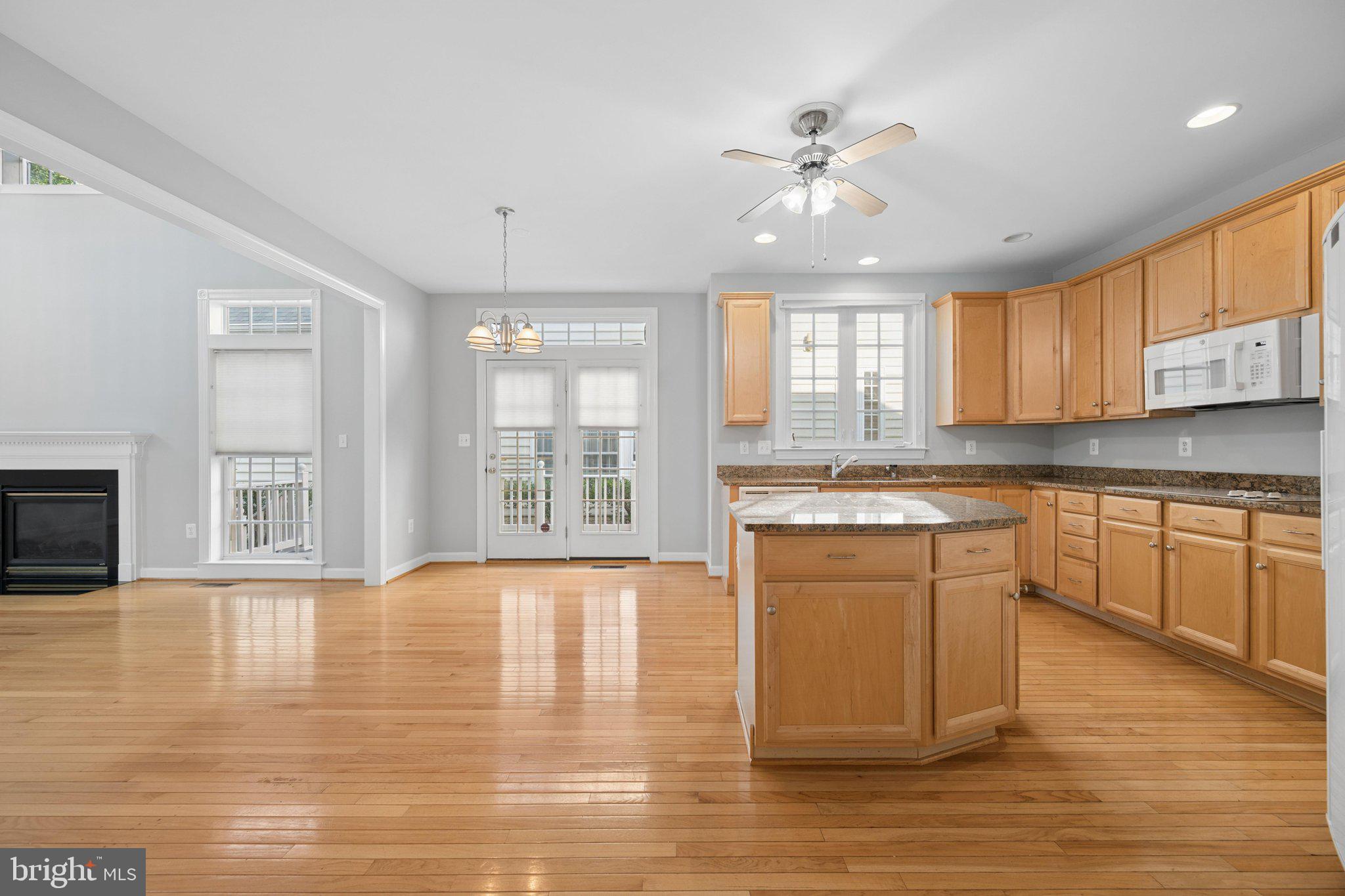 REGENCY AT LEISURE WORLD - Residential