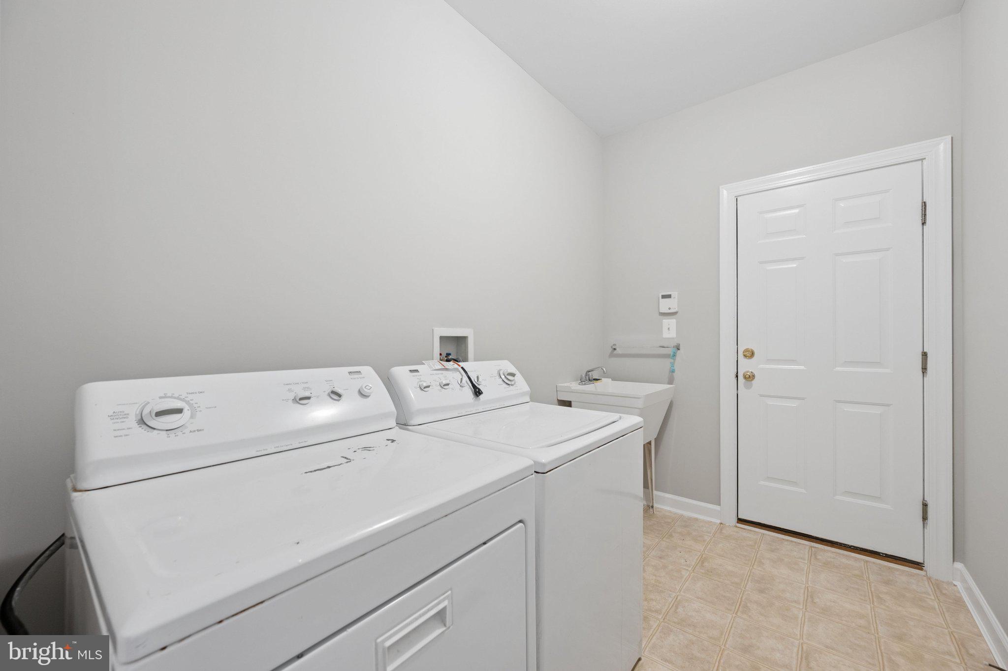 REGENCY AT LEISURE WORLD - Residential