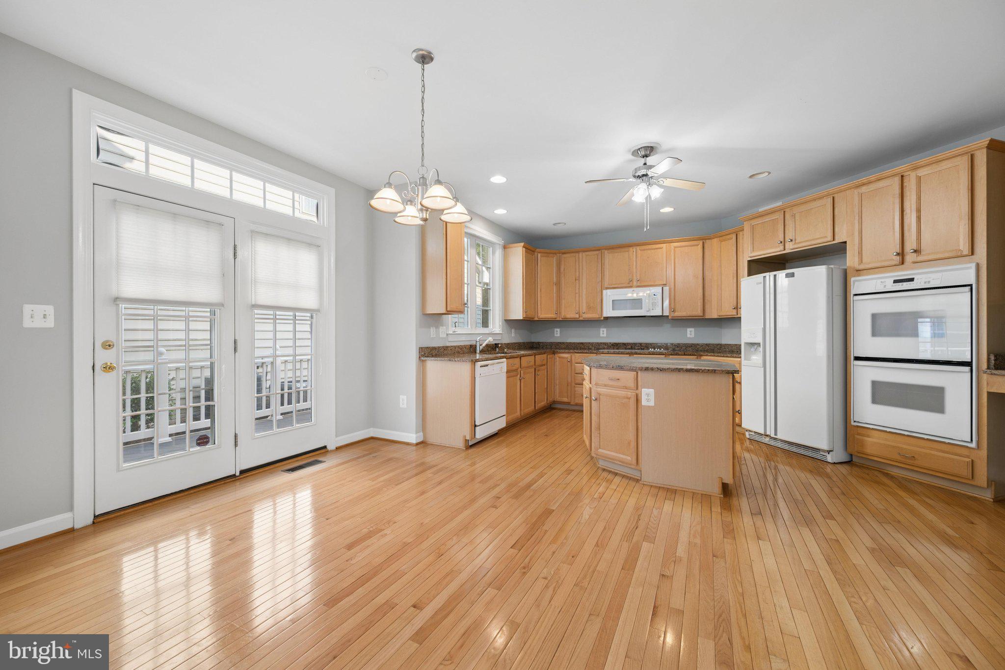 REGENCY AT LEISURE WORLD - Residential