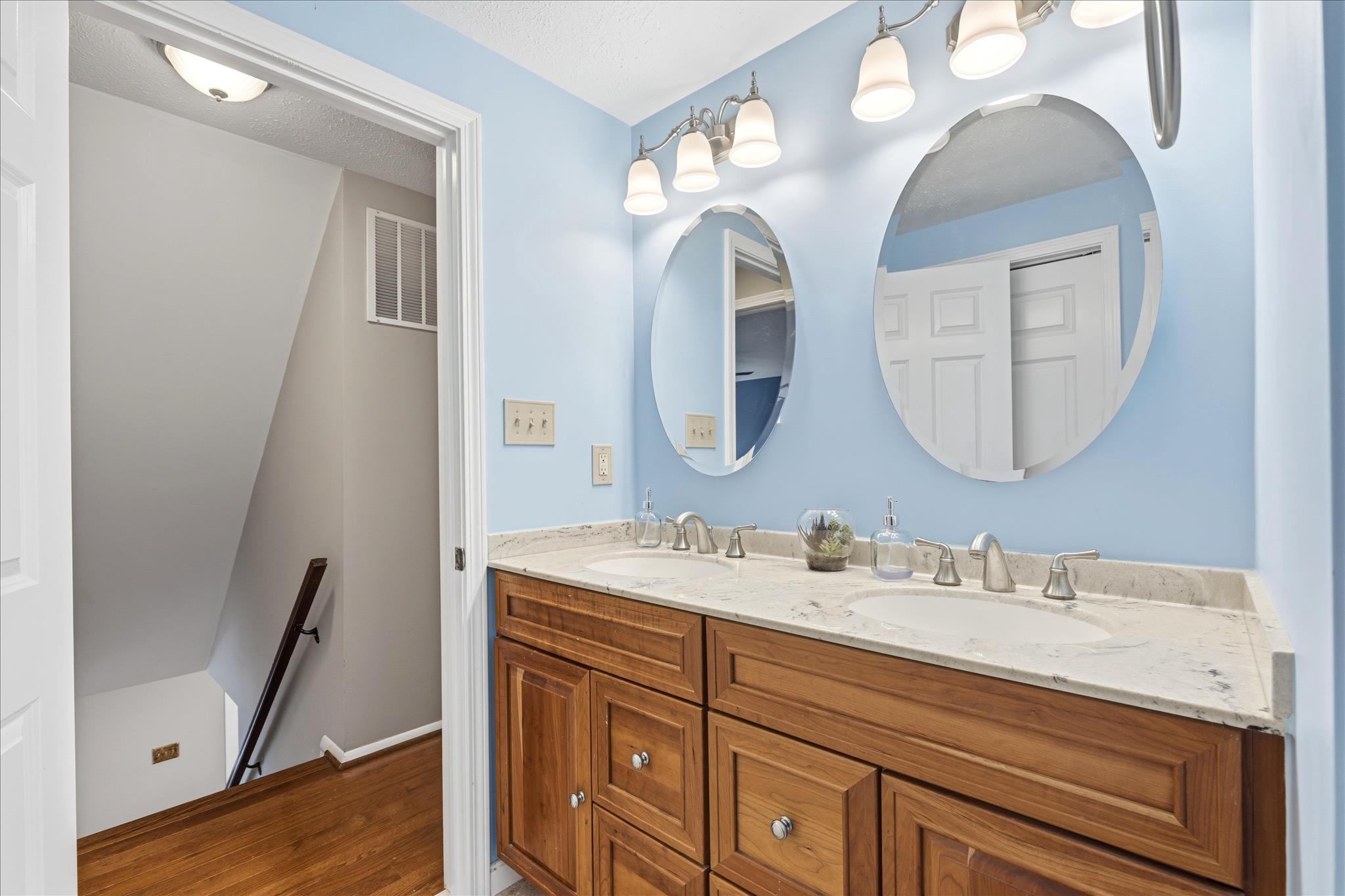FOXLAIR ACRES - Residential