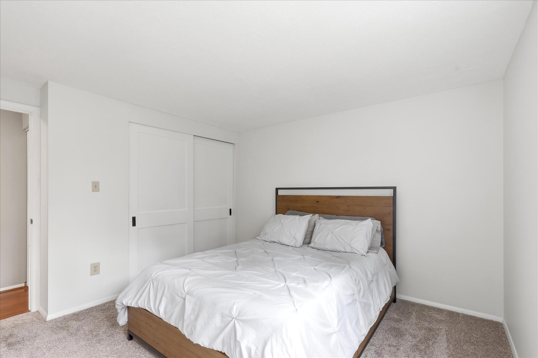 FOXLAIR ACRES - Residential