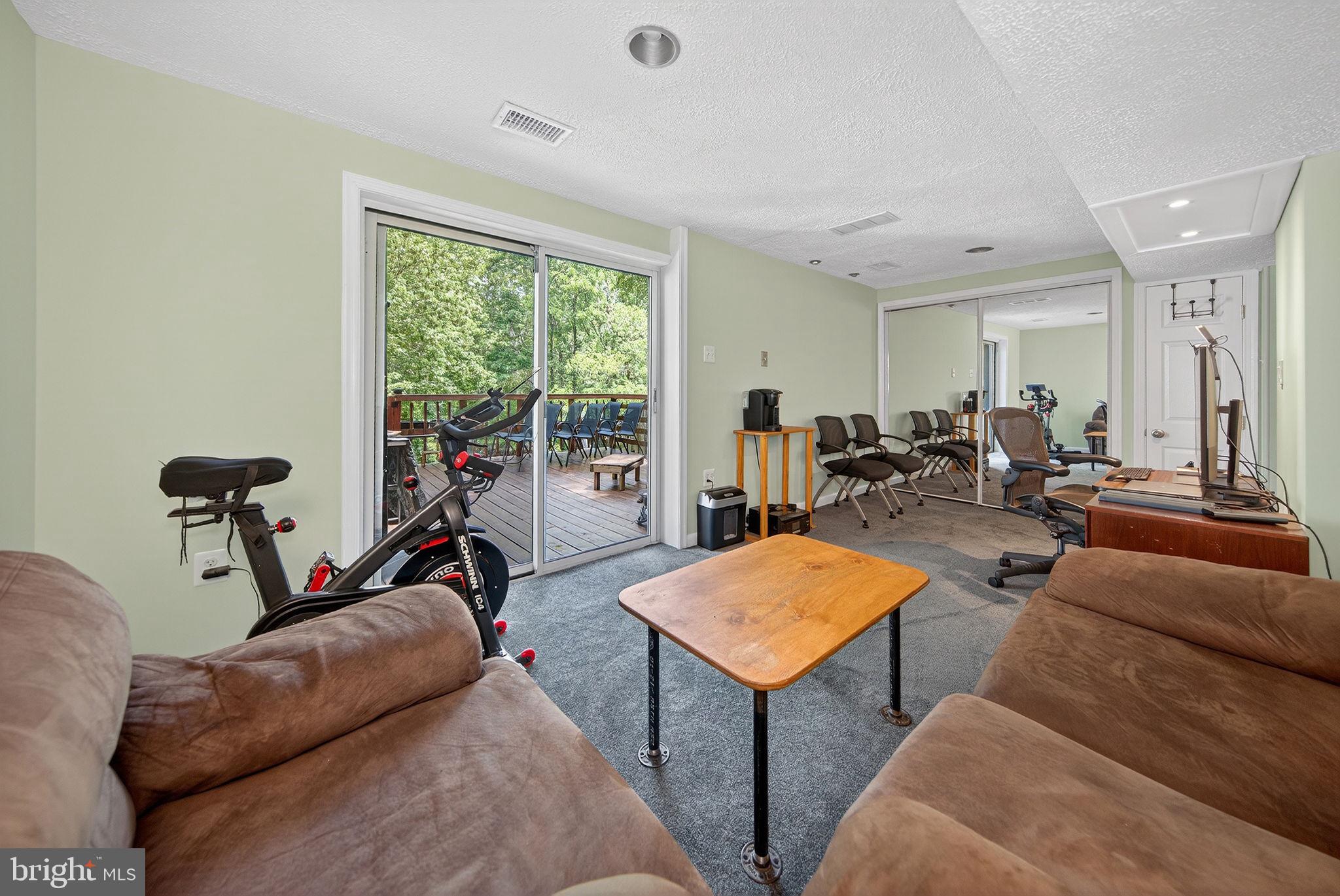 ROCKSHIRE - Residential