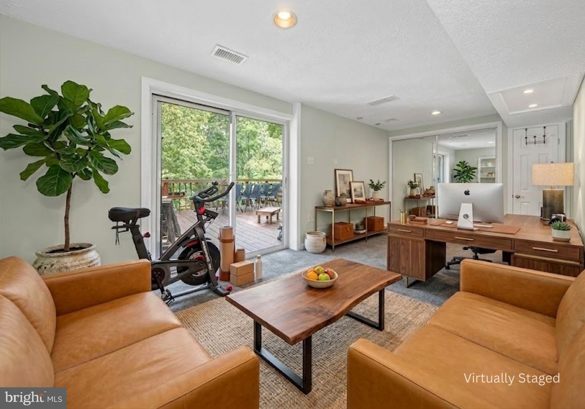ROCKSHIRE - Residential