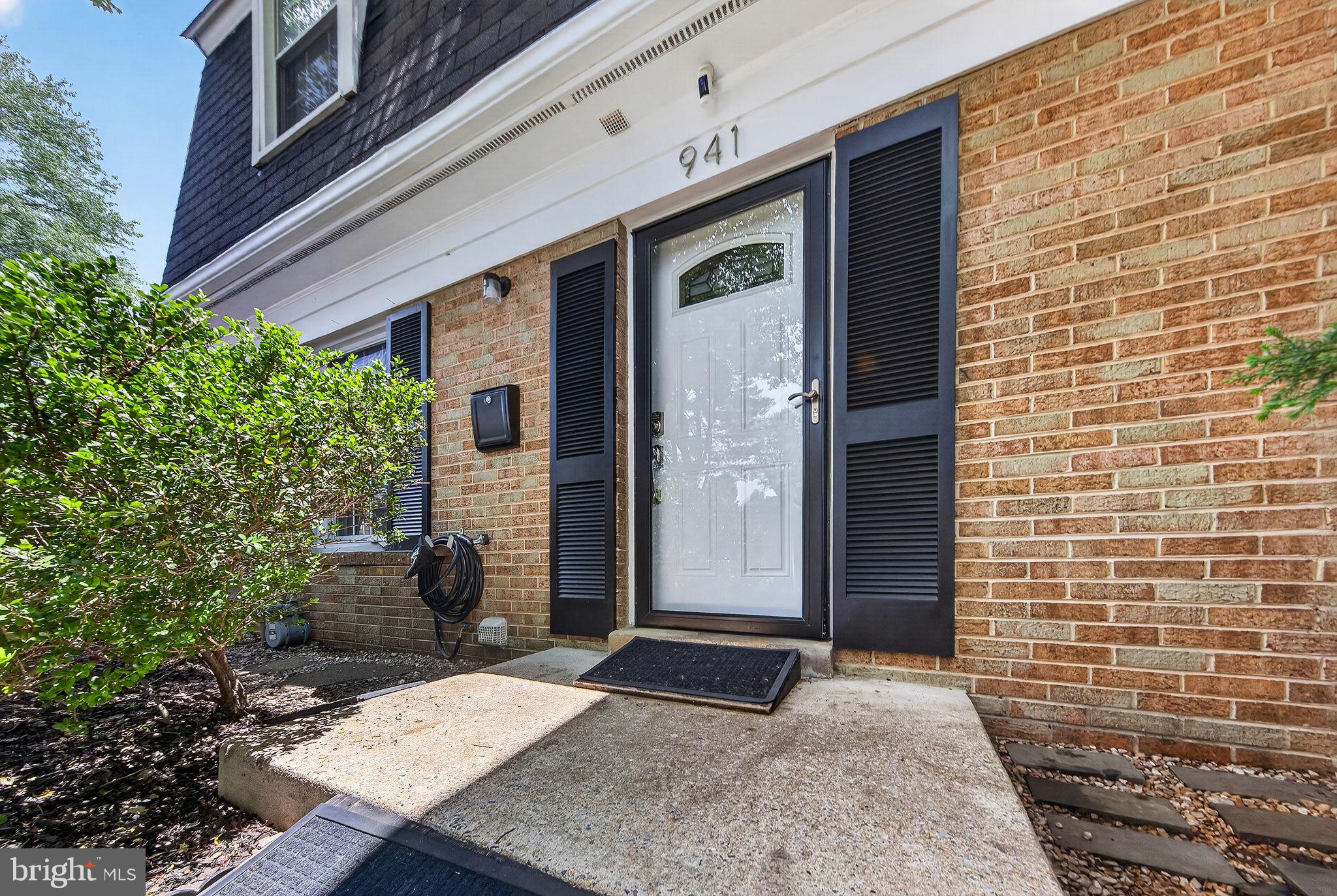 ROCKSHIRE - Residential