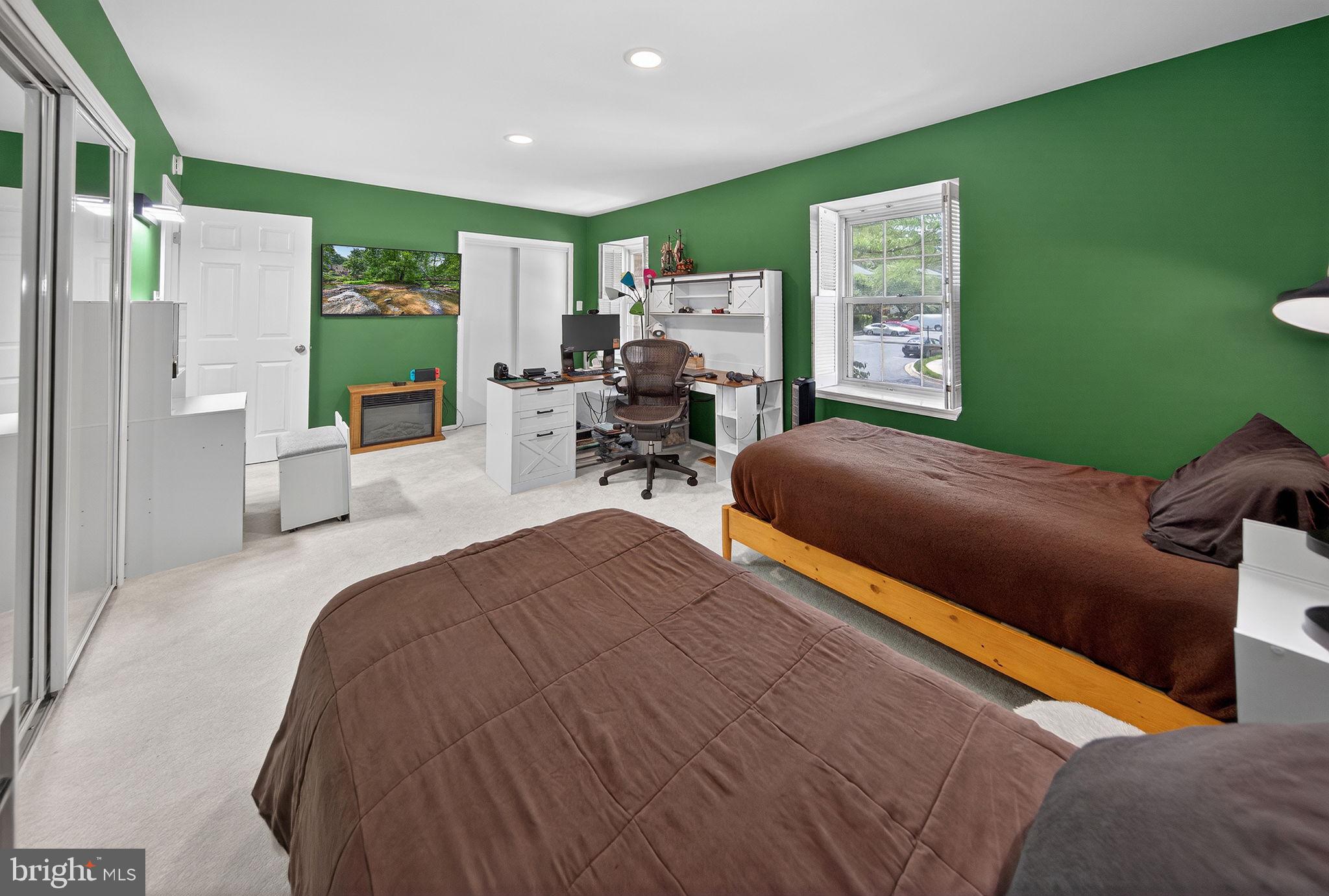 ROCKSHIRE - Residential
