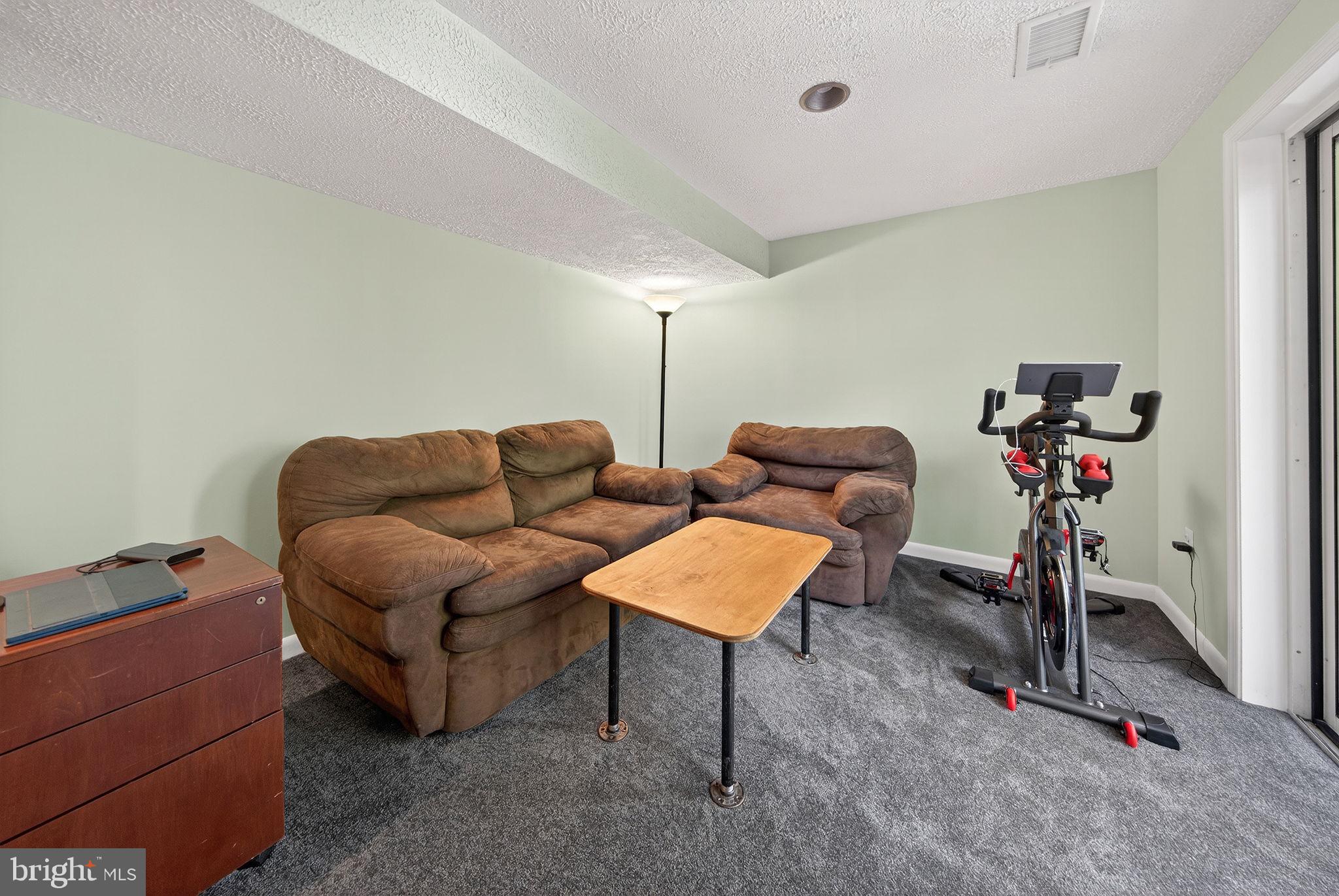 ROCKSHIRE - Residential