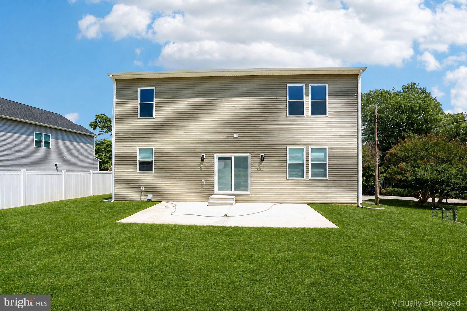 HAMILTON HILLS - Residential