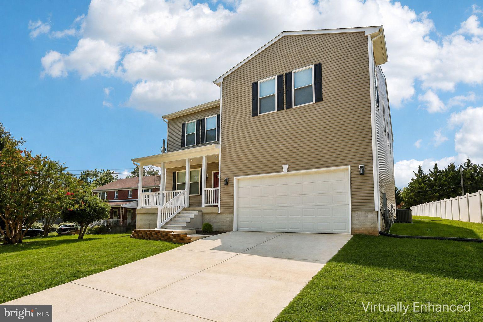 HAMILTON HILLS - Residential