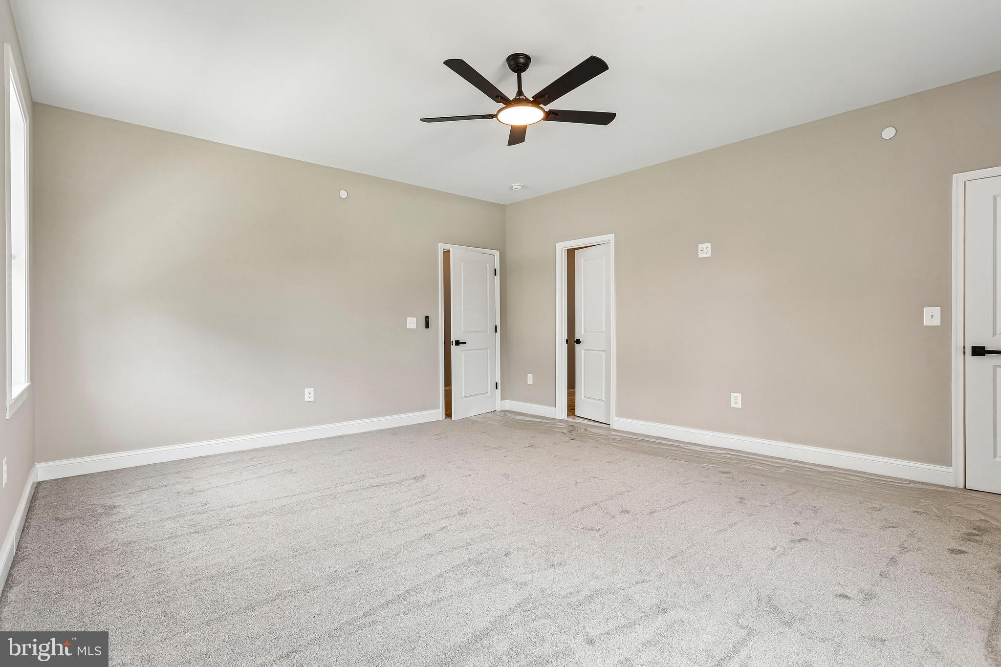 HAMILTON HILLS - Residential