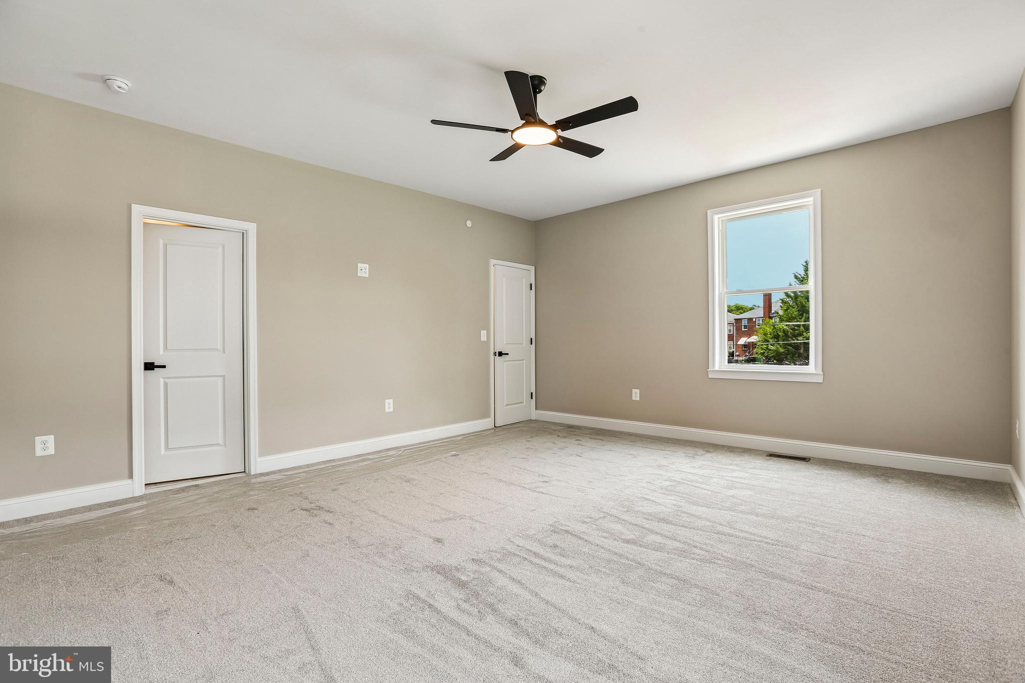 HAMILTON HILLS - Residential