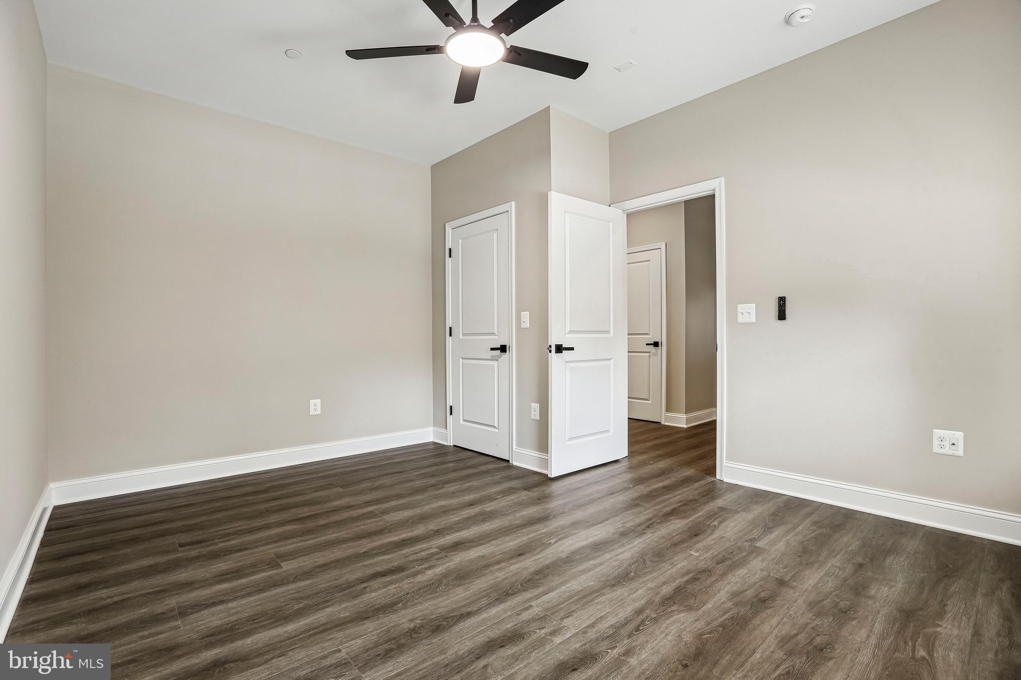 HAMILTON HILLS - Residential