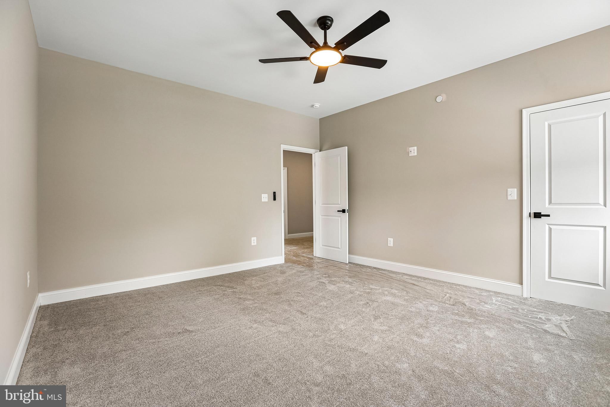 HAMILTON HILLS - Residential