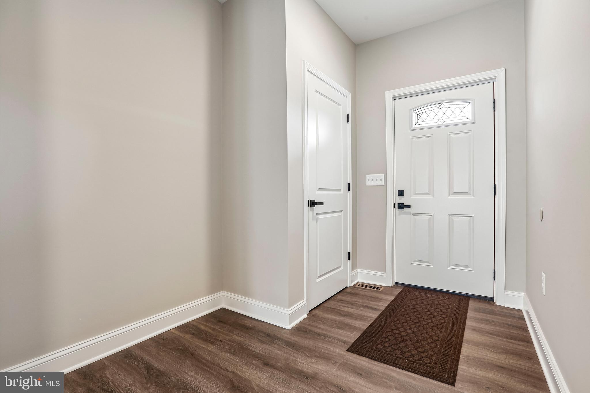 HAMILTON HILLS - Residential