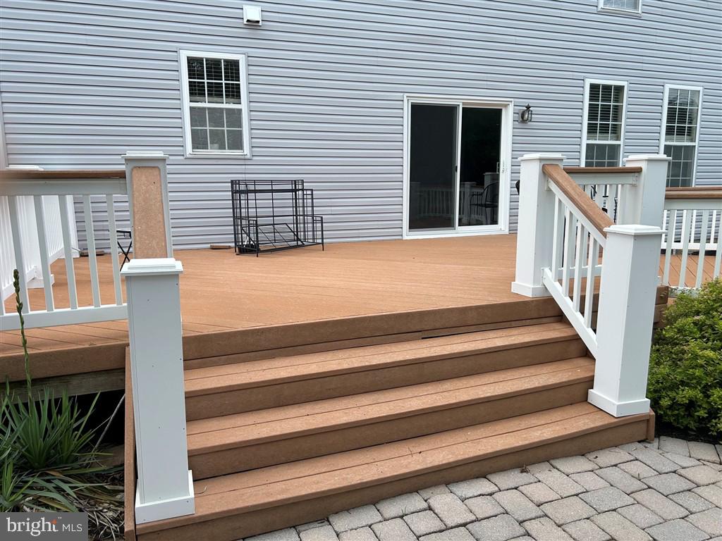 GRACE LYN MANOR - Residential